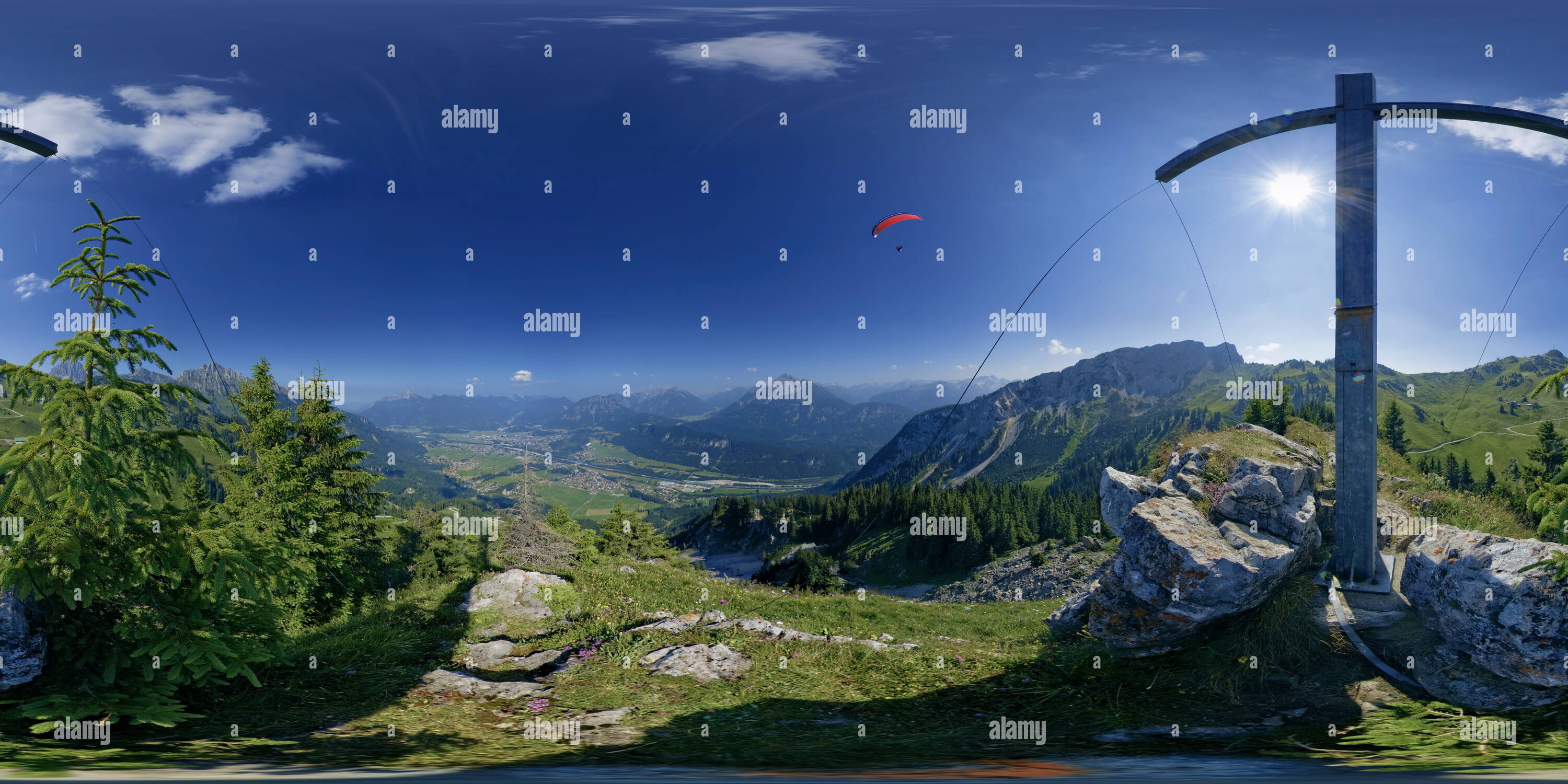 360° view of At the peak of the mountain - Alamy