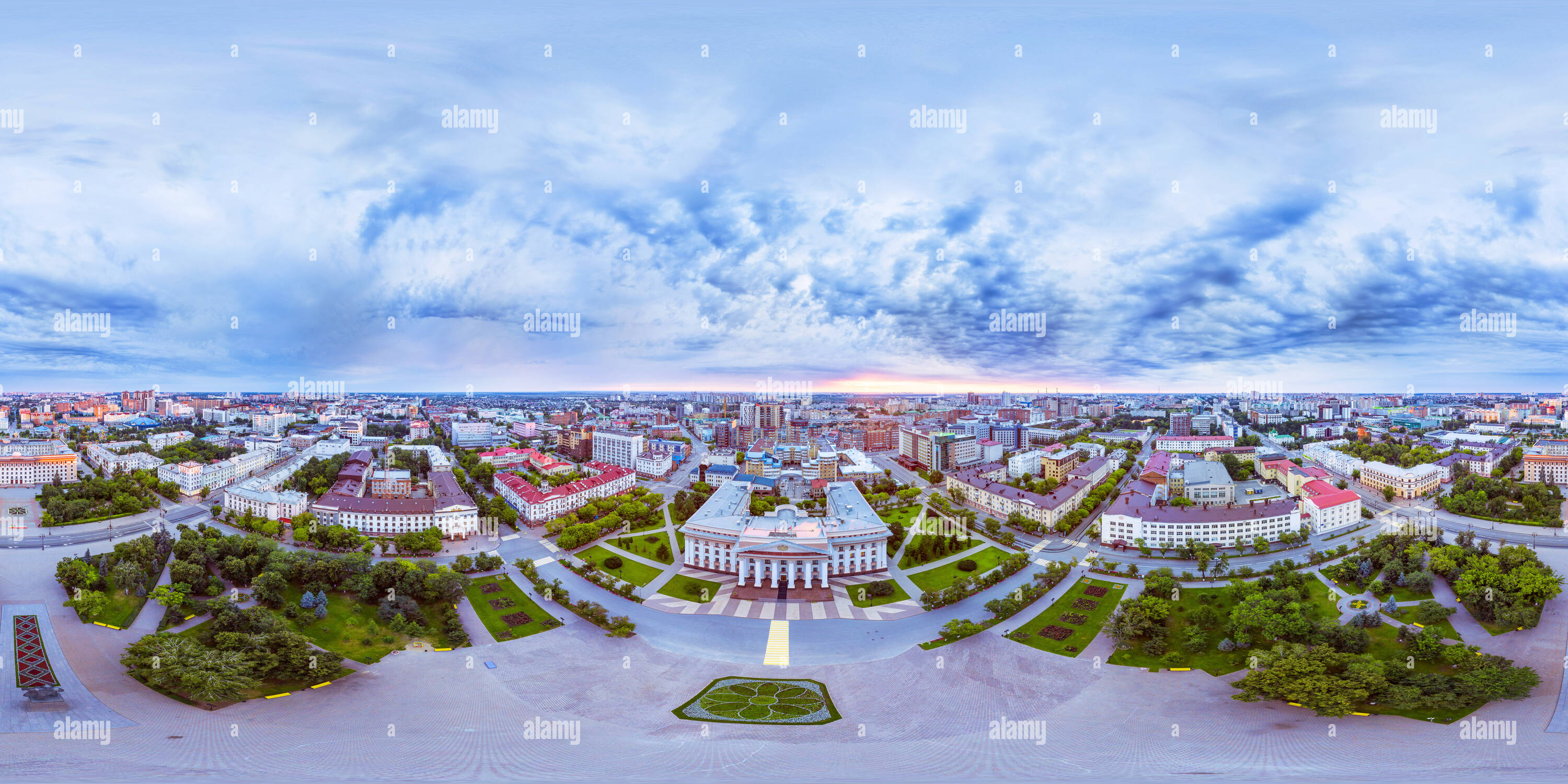 360 degree panoramic view of Central square &amp; government of Tyumen region [AirTmn#3]