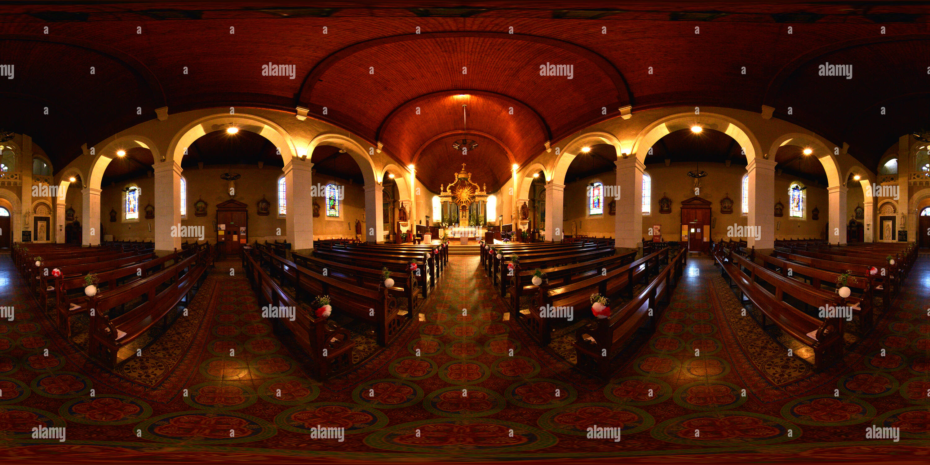 360° view of Église Saint Nicolas - Heric (44) Fr - Alamy