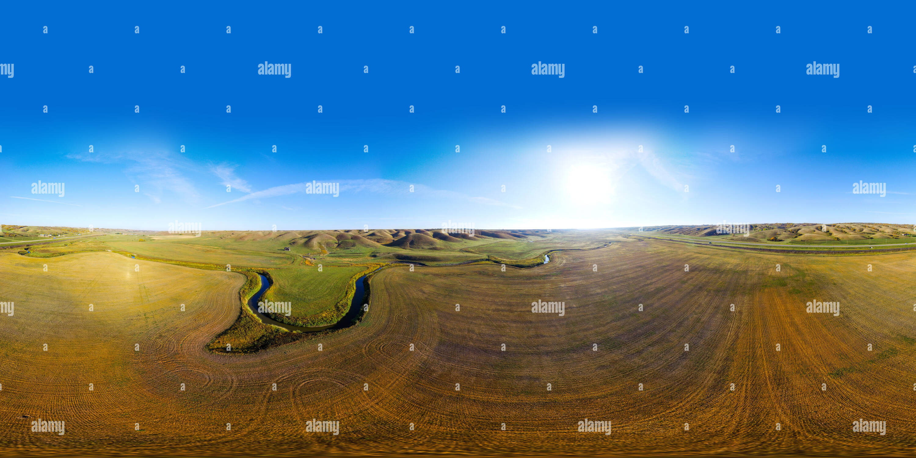 360° view of Des Lacs Valley Alamy