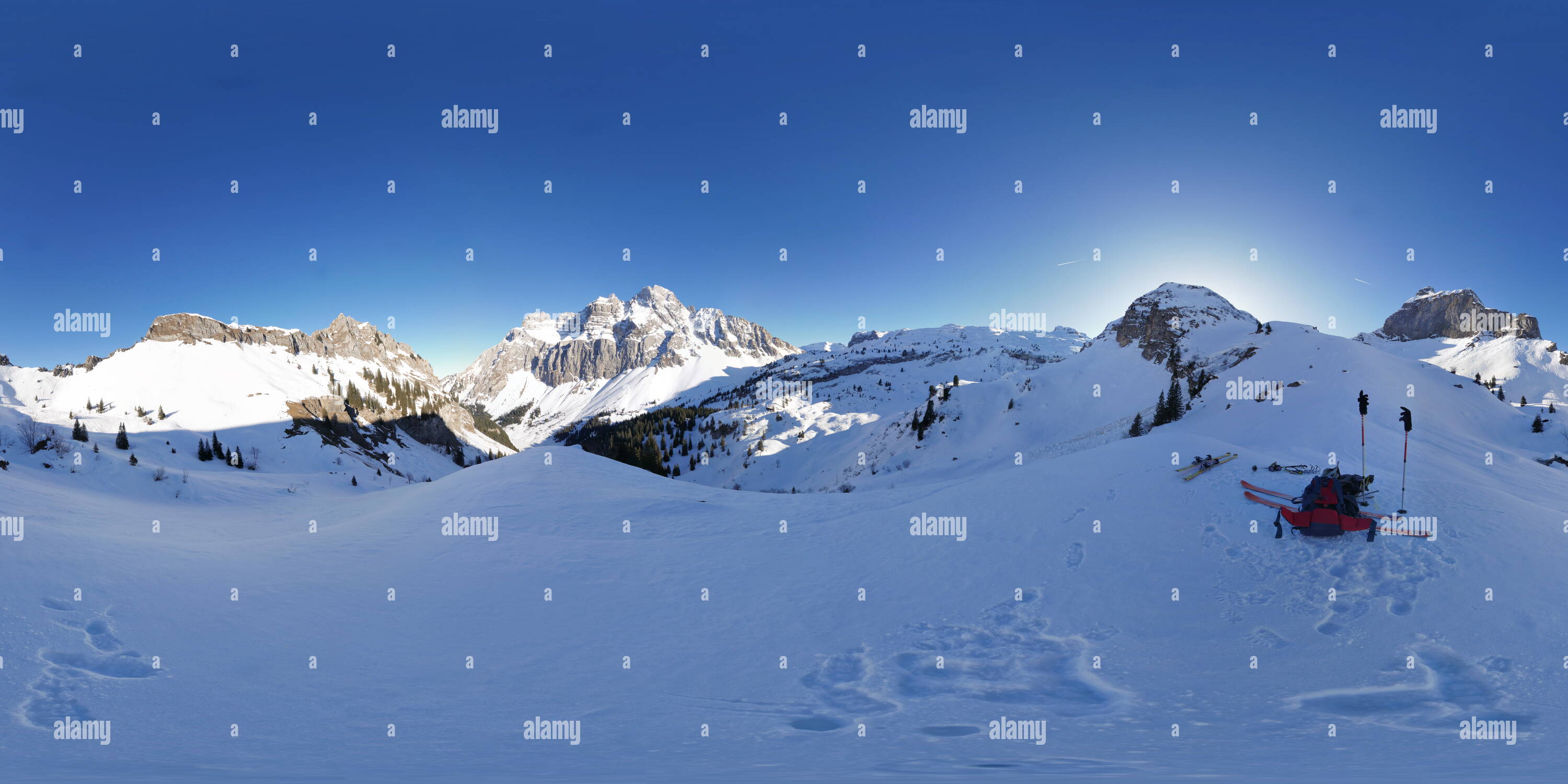 360° view of Mürtschenstock in wintertime - Alamy
