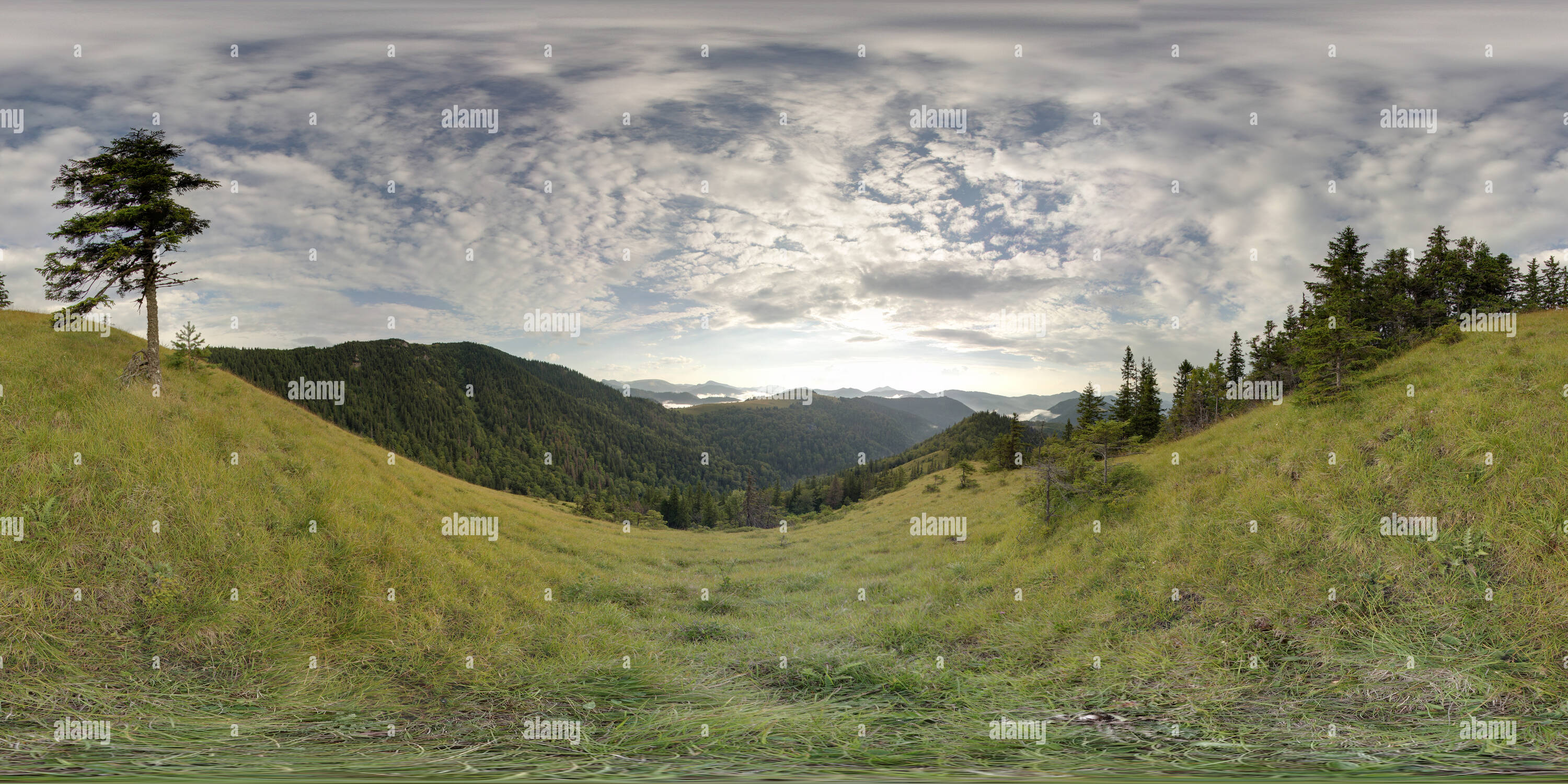 360 degree panoramic view of Skalna Alpa, Greater Fatra view from Perusin