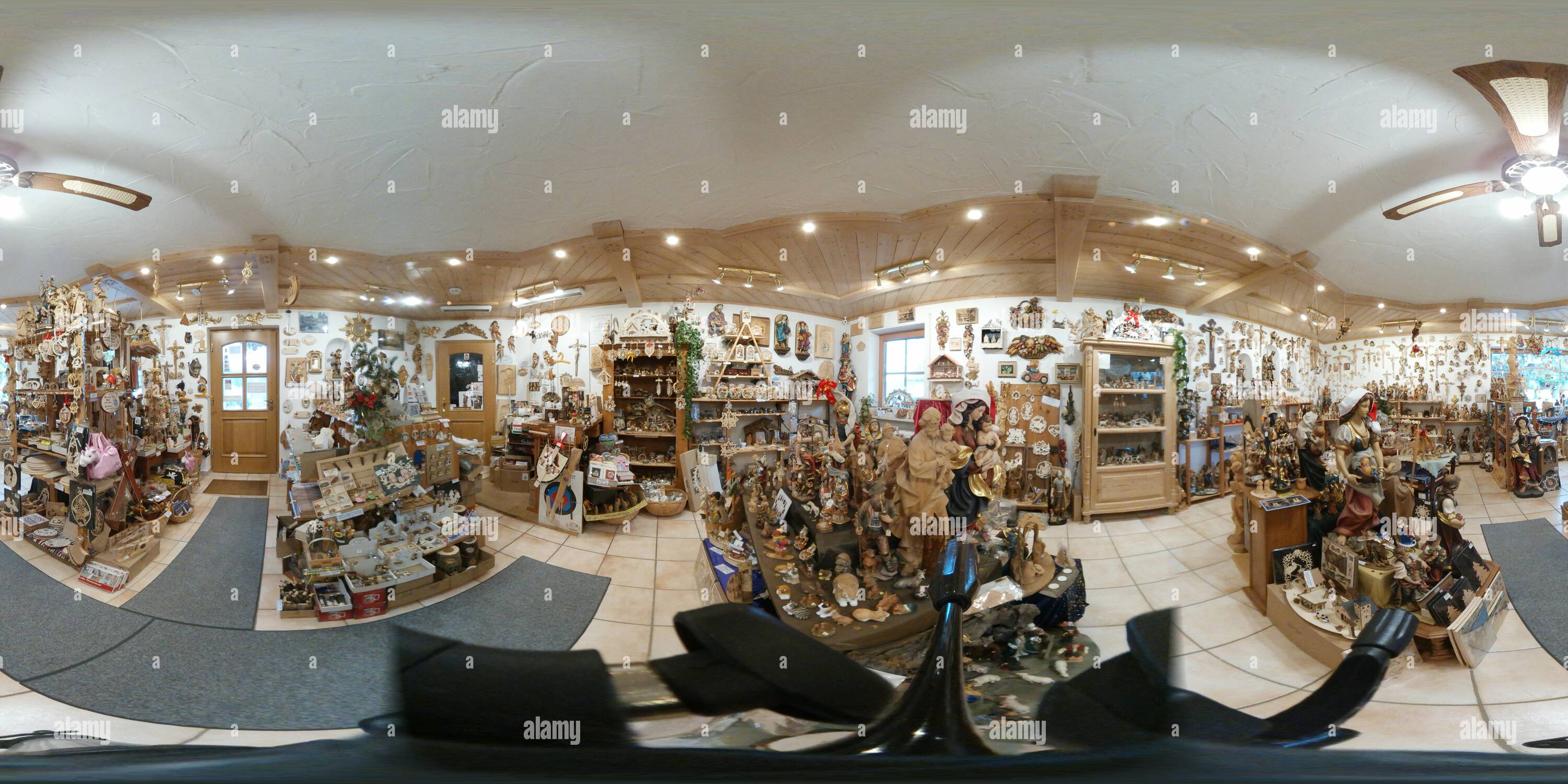 Holzschnitzereien Stock Photos & Holzschnitzereien Stock Images - Alamy