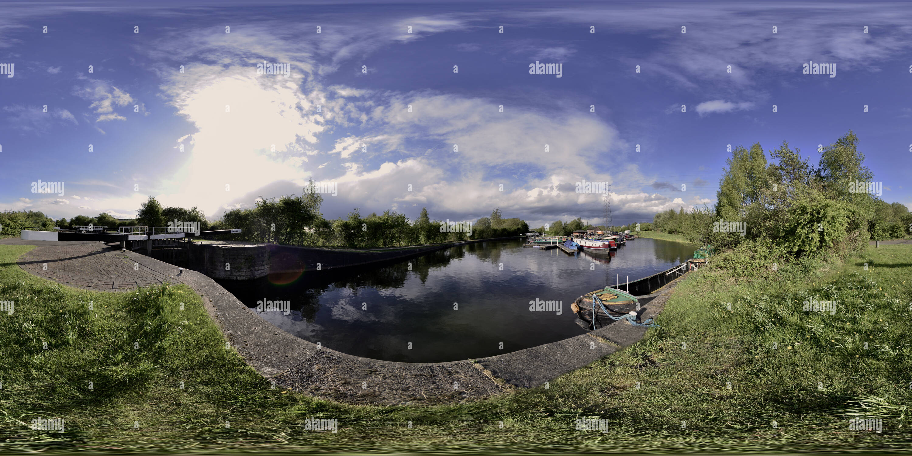 360 degree panoramic view of Sheffield Canal Boats 3