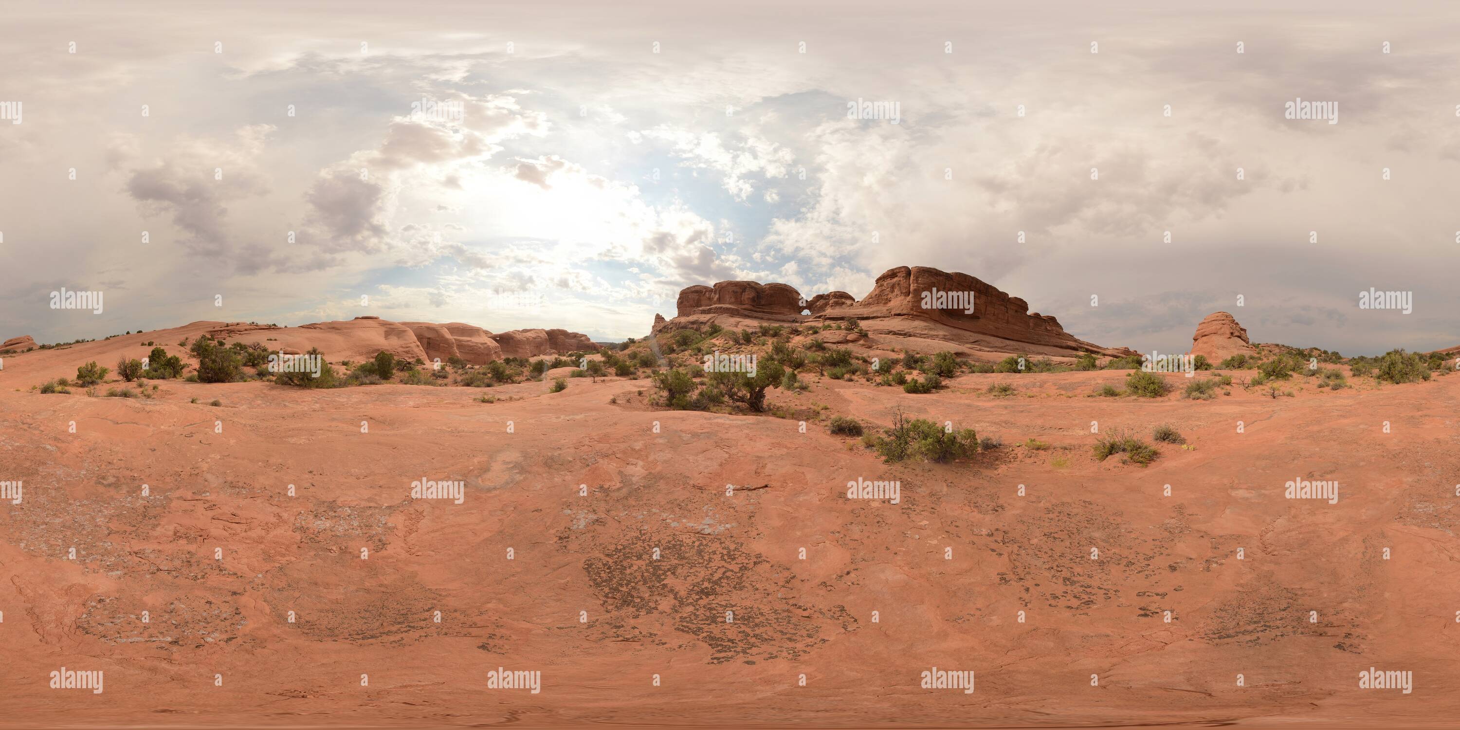 360 degree panoramic view of Arches, little valley near Delicate Arch