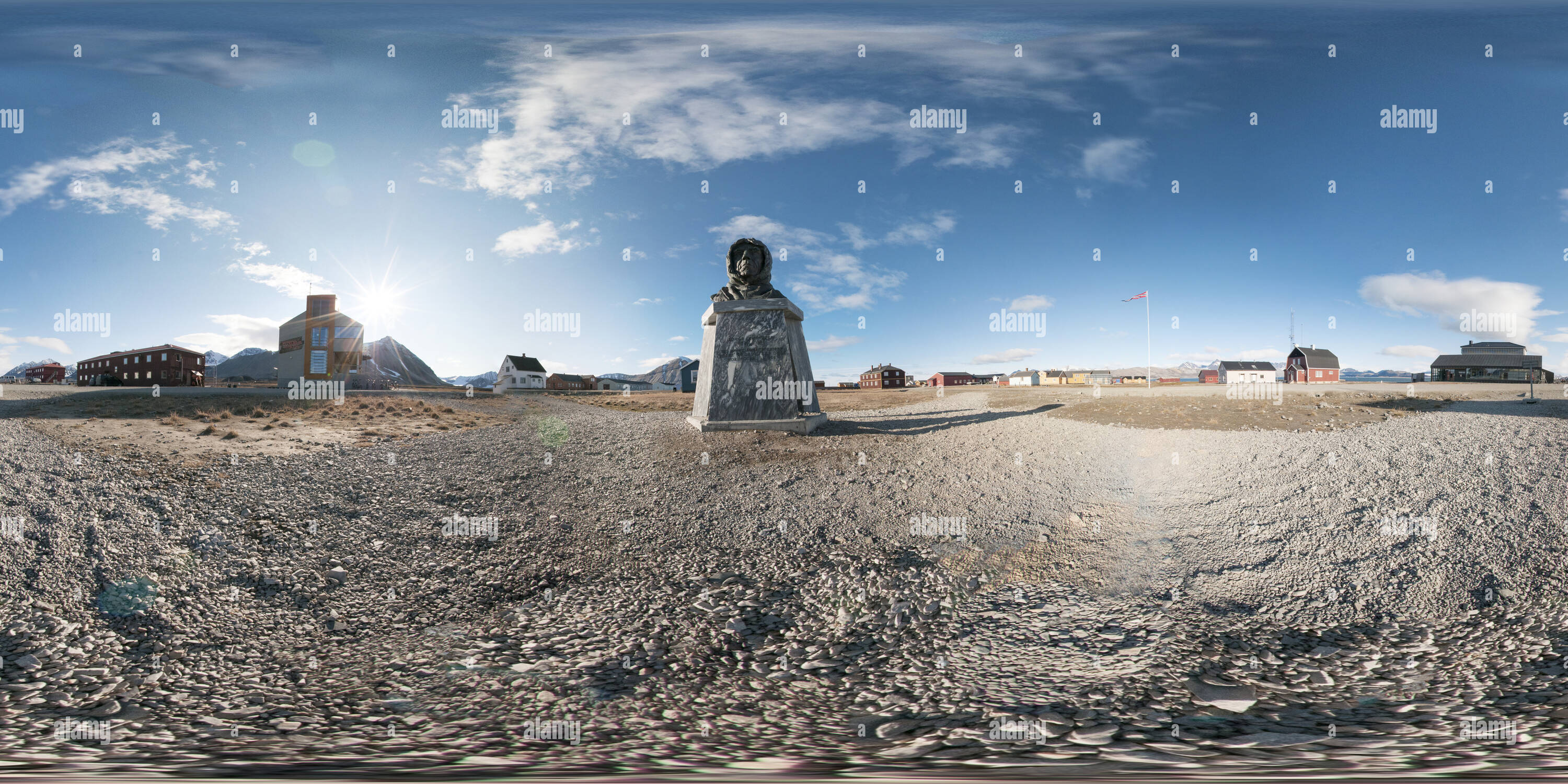 360 degree panoramic view of statue of Roald Amundsen, Ny Ålesund