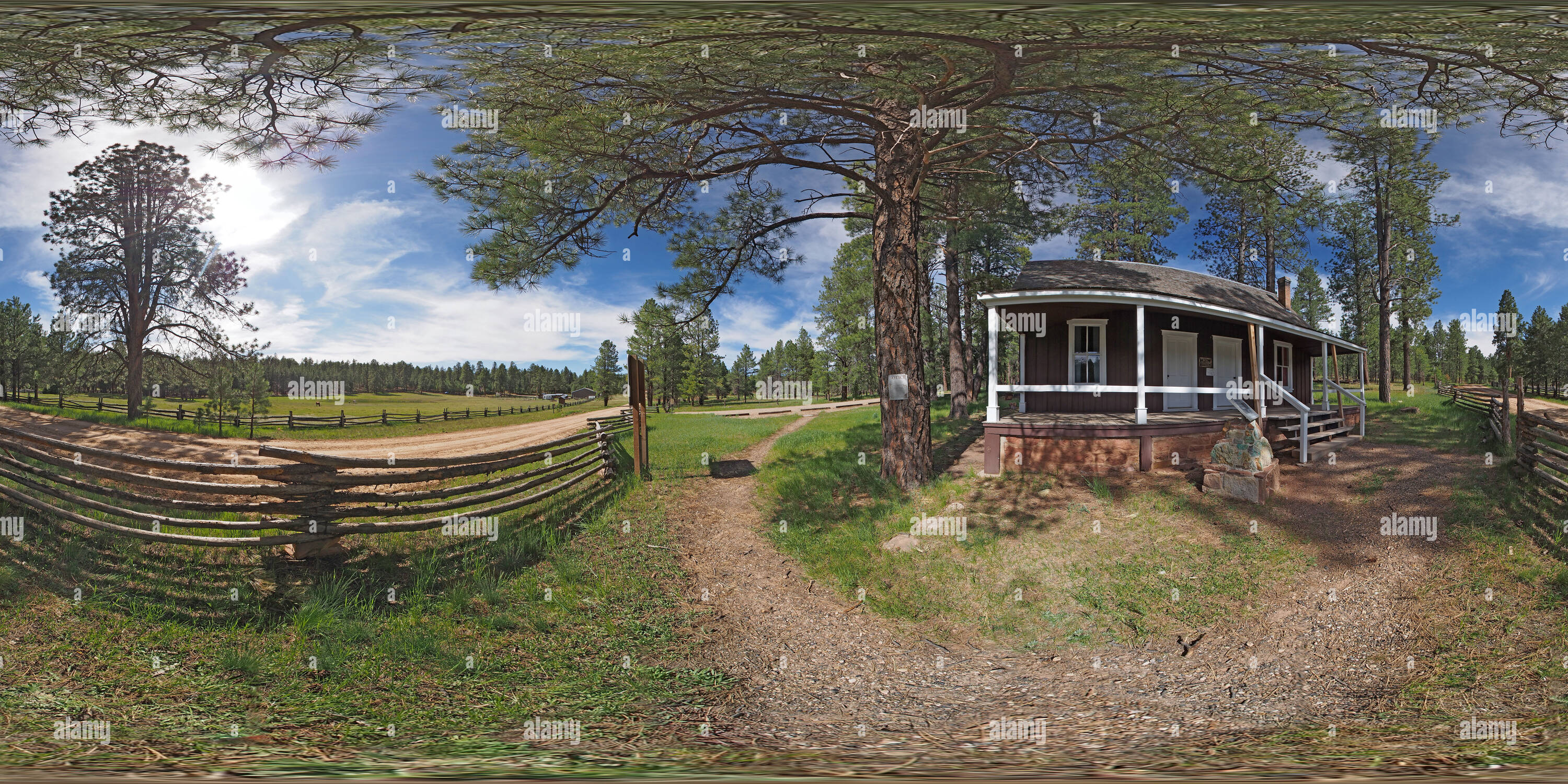 360° View Of Historic Ranger Cabin At Jacob Lake On The Kaibab Plateau 