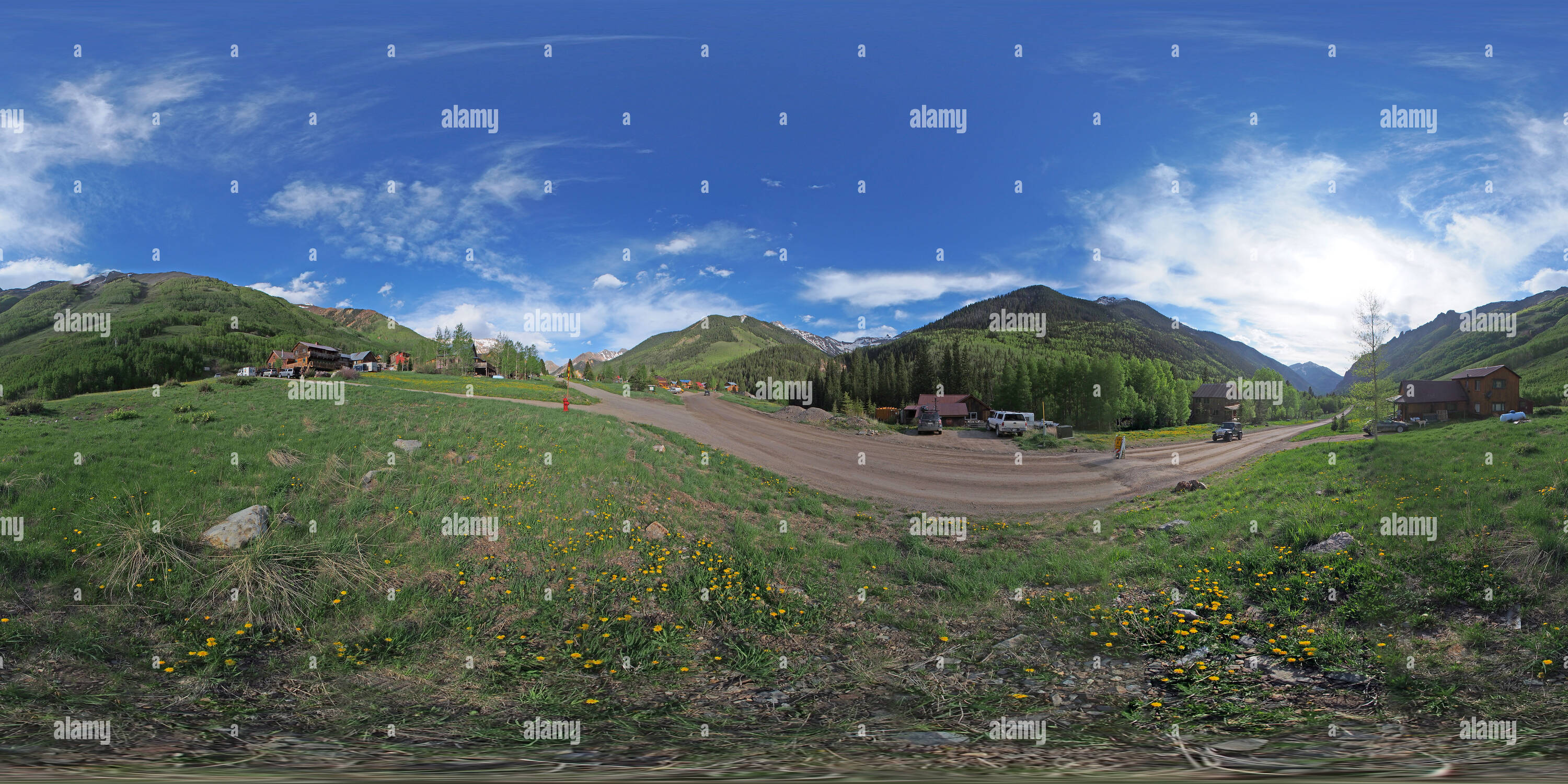 360 degree panoramic view of Entering the mountain village of Ophir