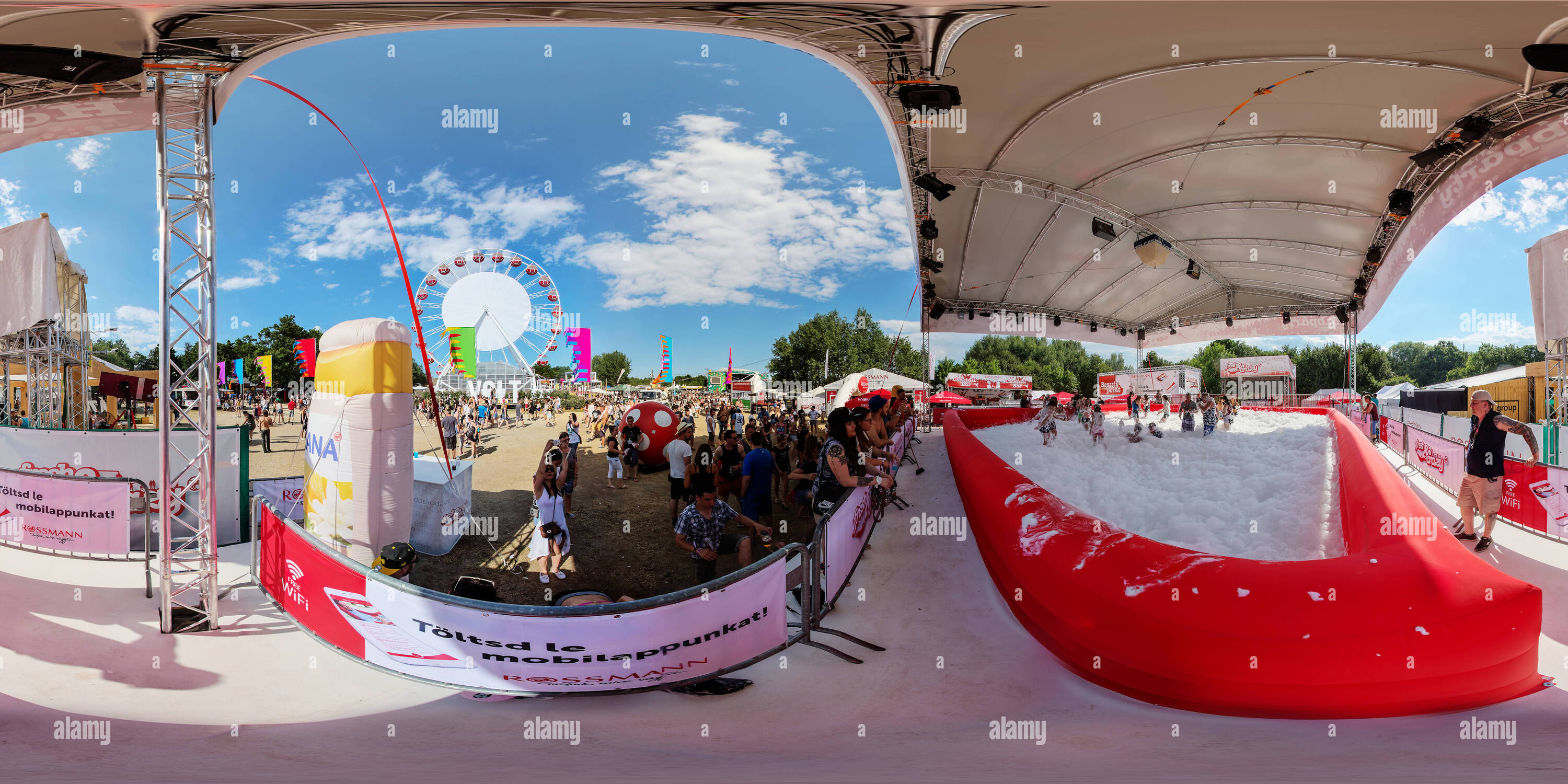 360° view of Balaton Sound Nappal Volt Festival 2016 74 Alamy
