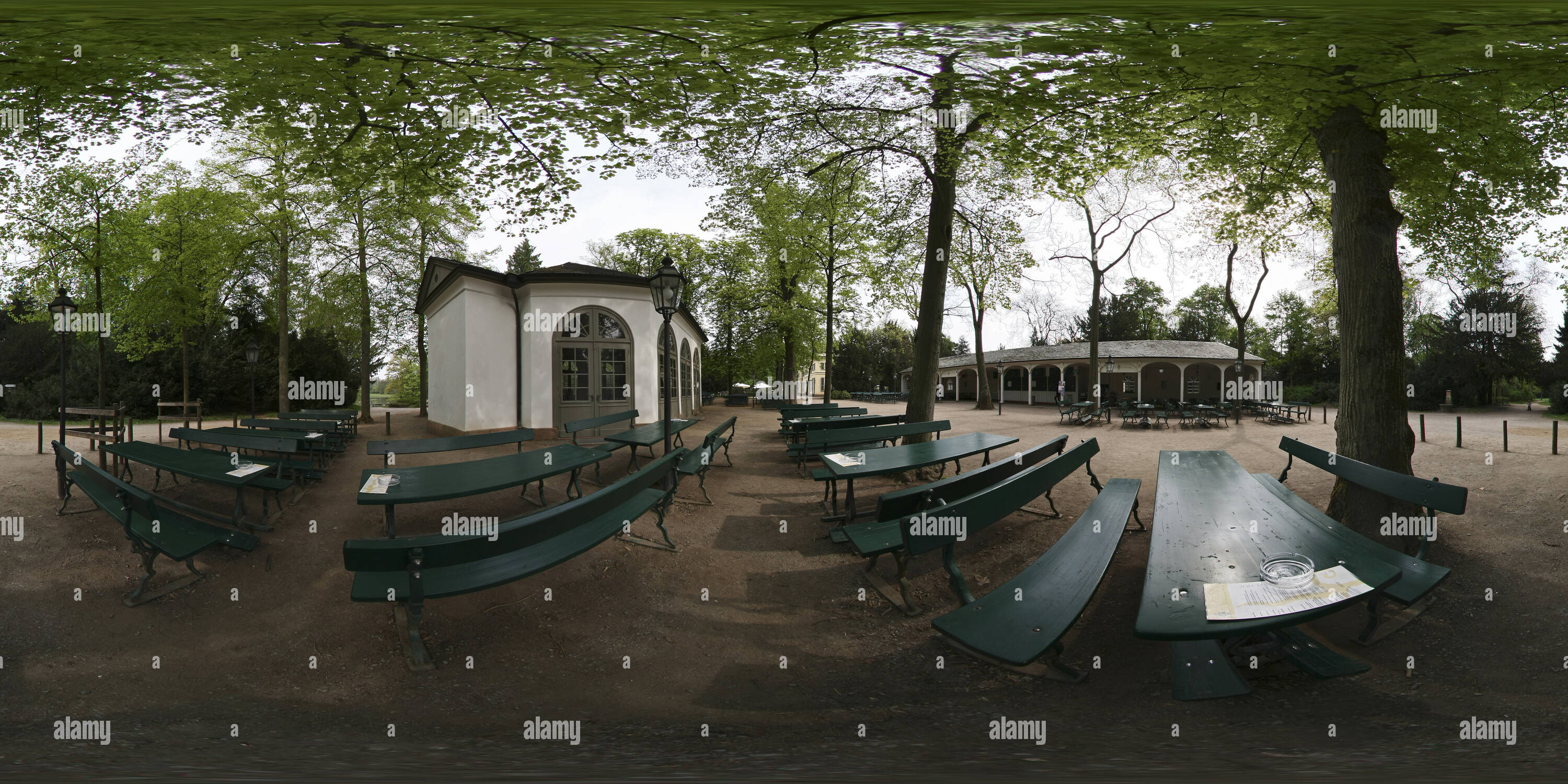 Das Schönthaler Aschaffenburg 360° view of Aschaffenburg, Park Schönbusch, Biergarten - Alamy