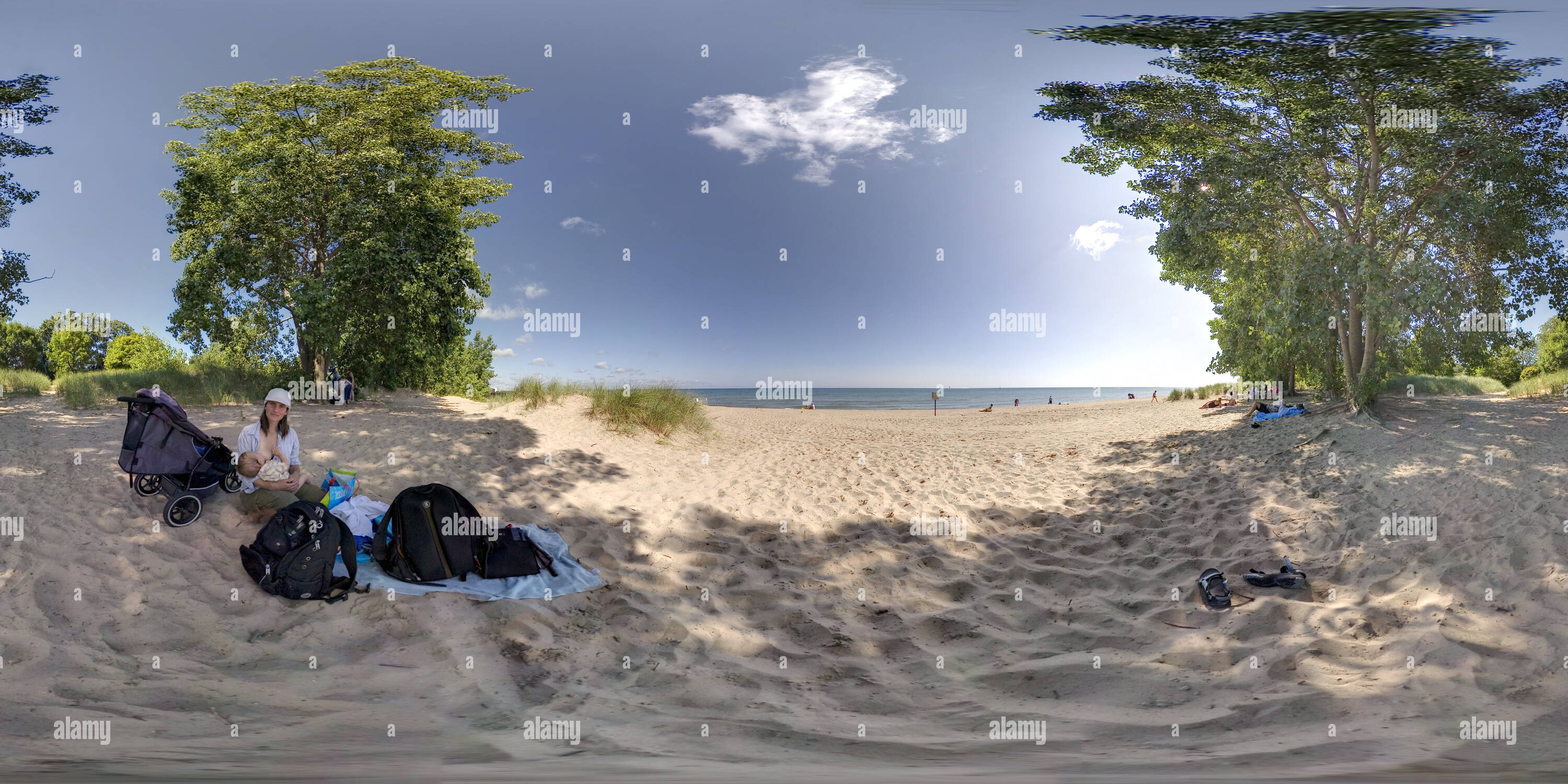 360 degree panoramic view of Gillson Park - Wilmette Beach - Lake Michigan - 8