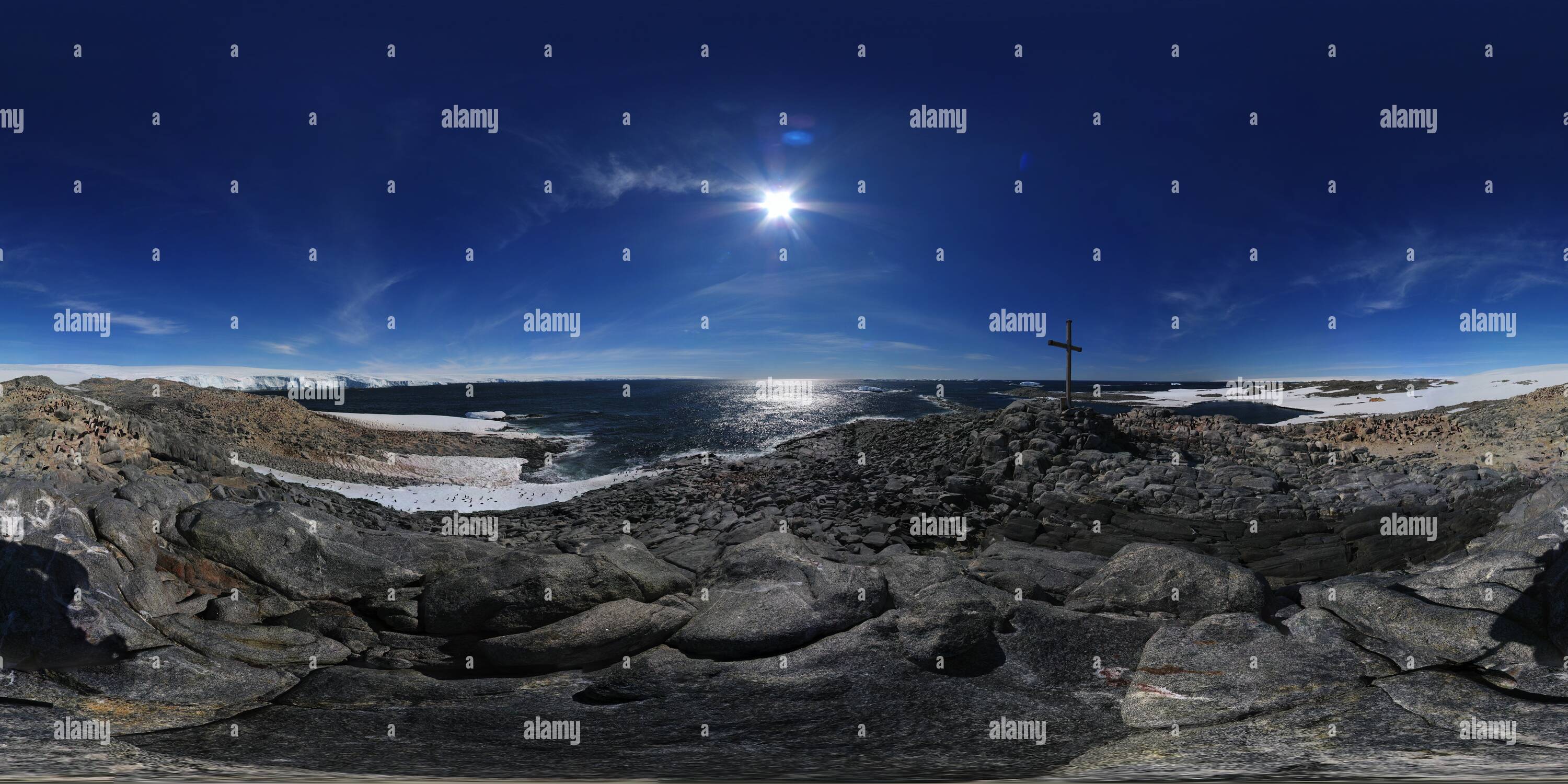 360 degree panoramic view of Ninnis and Mertz Memorial Cross, Azimuth Hill, Antarctica