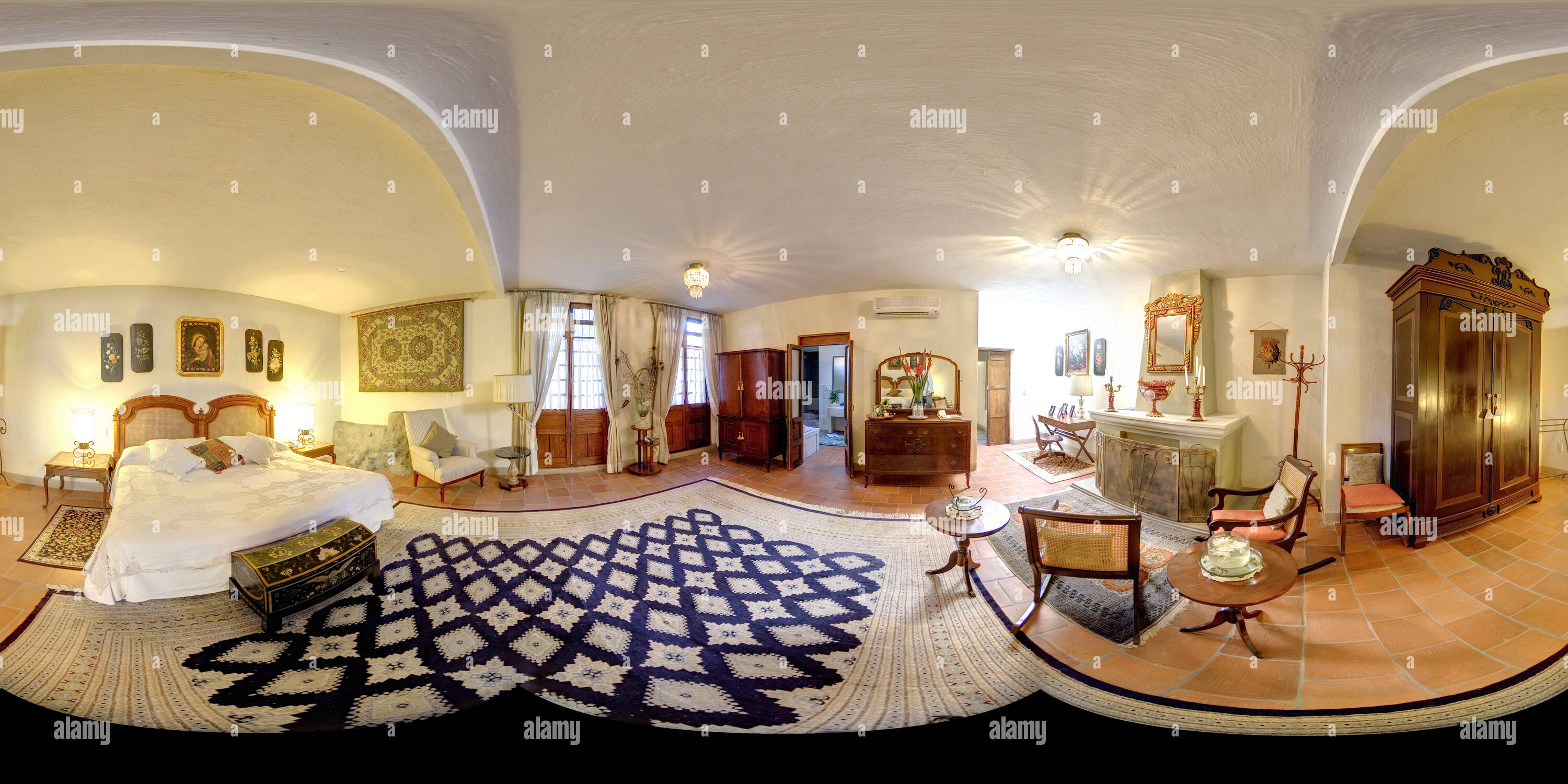 360° view of Bedroom 1 - Hacienda El Carmen 29 - Alamy