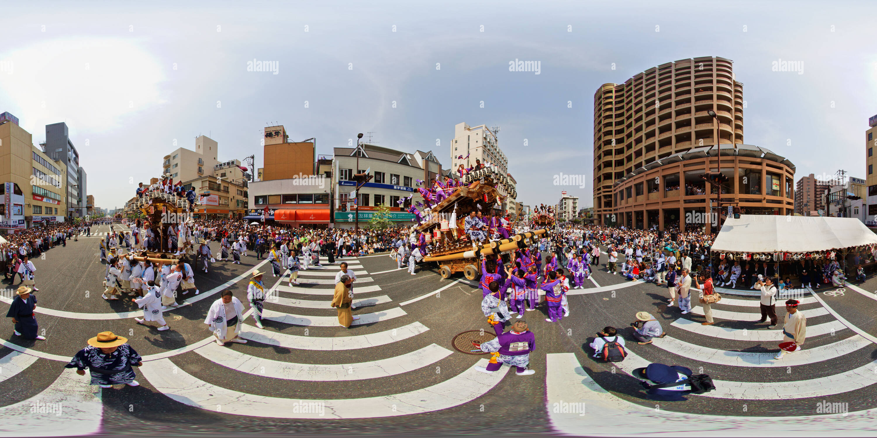 360 degree panoramic view of Kobe Higashinada Danjiri Parade 2010
