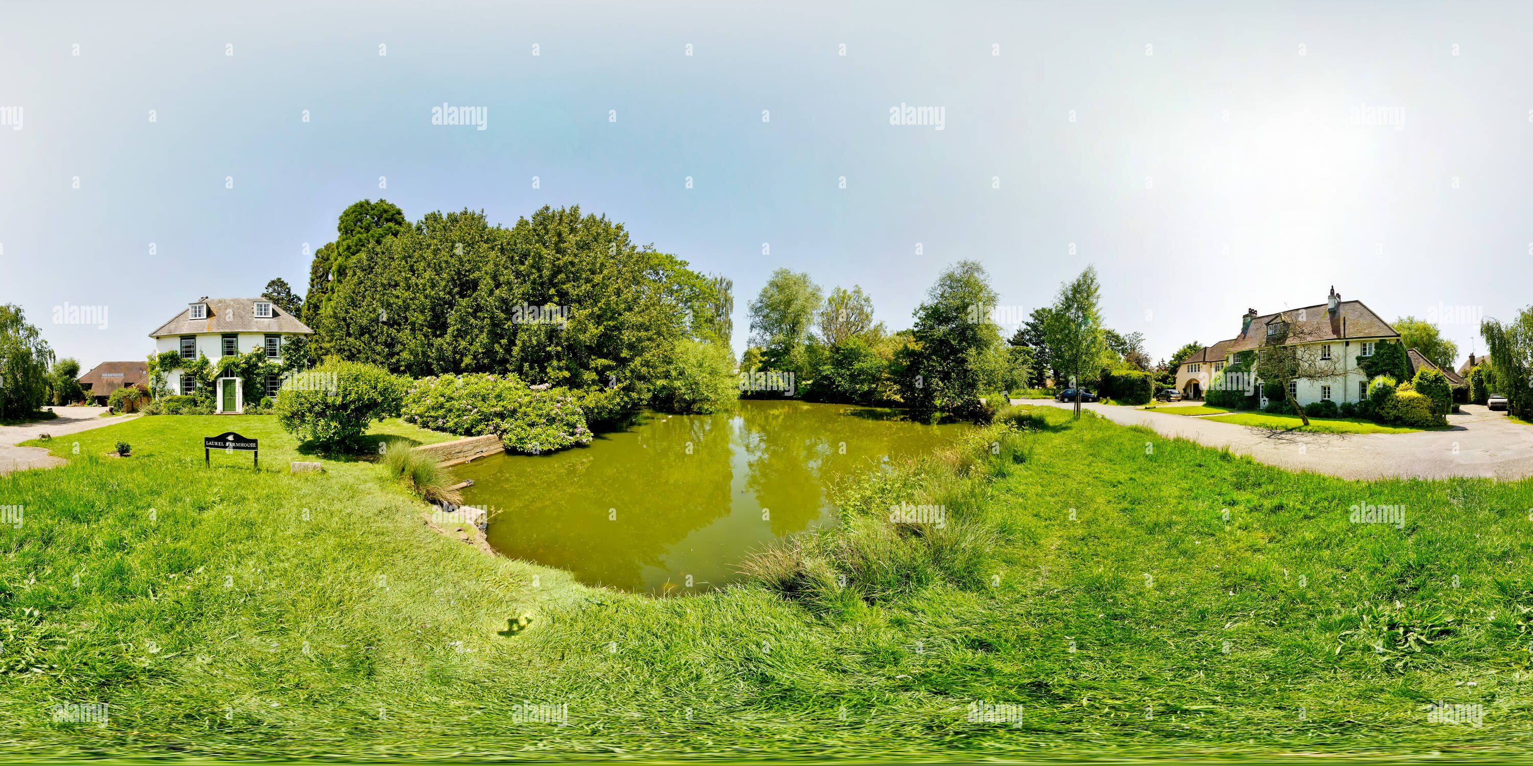 360 degree panoramic view of Totteridge Green Pond