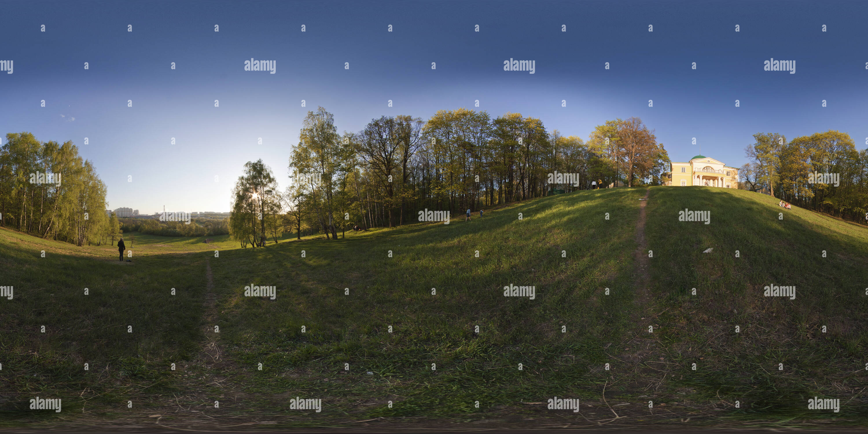 360 degree panoramic view of Manor Bratsevo. Point on the slope glade.