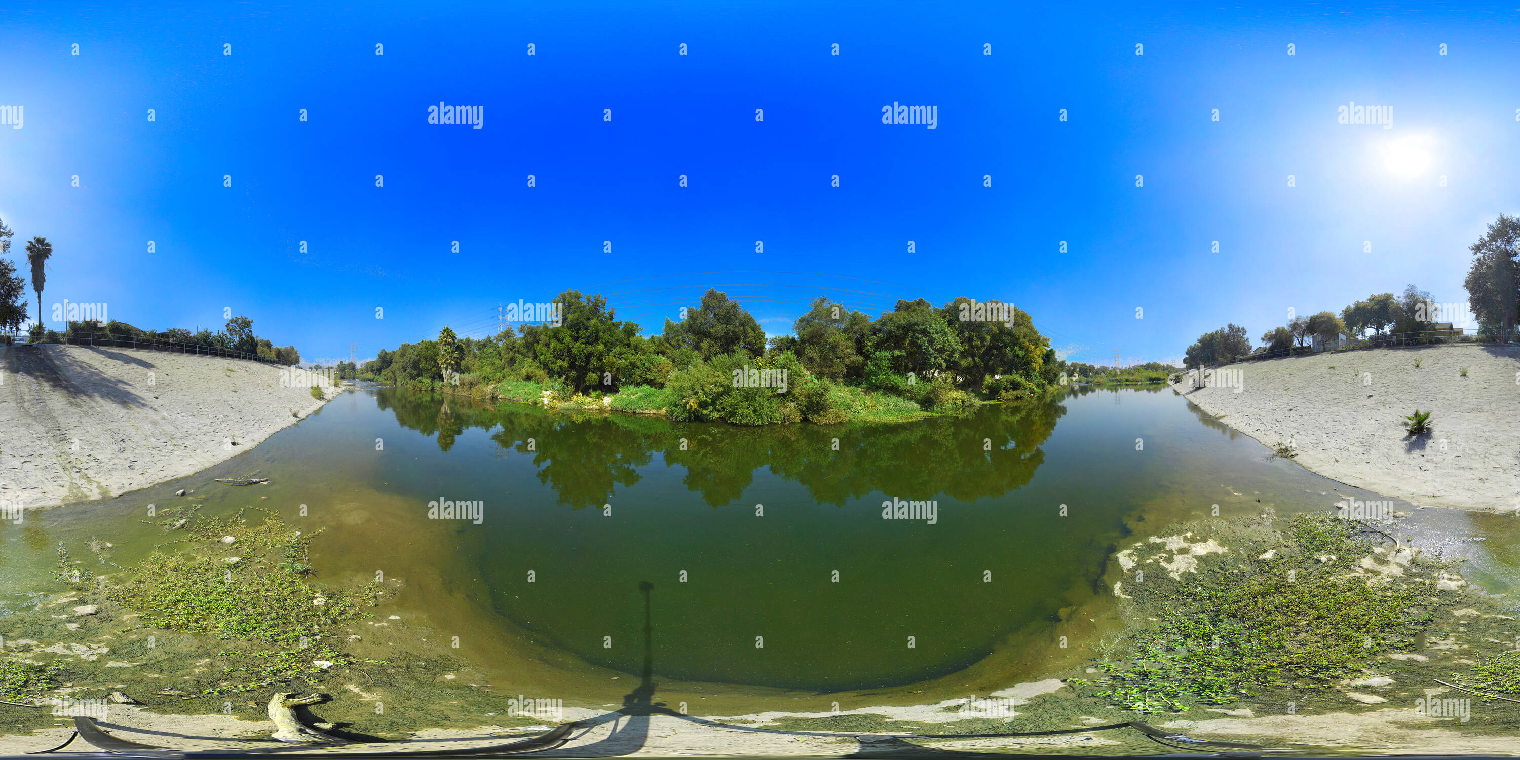 360° view of LA River in Frogtown - Alamy