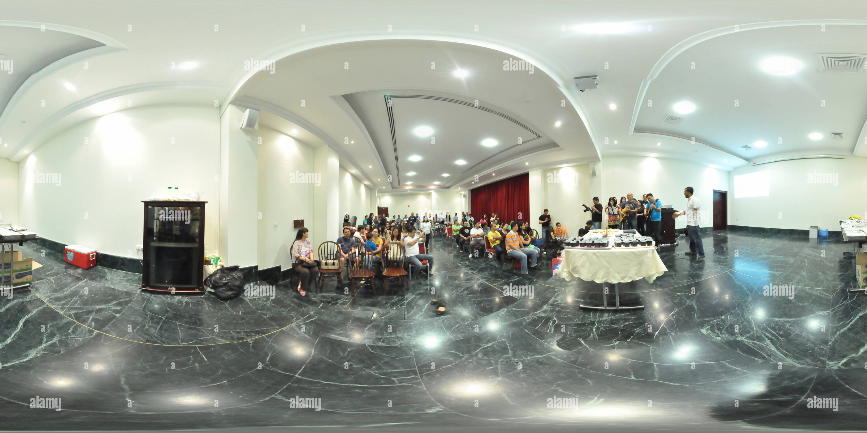 Samrya 360° view of Samrya Garden Gathering - Alamy