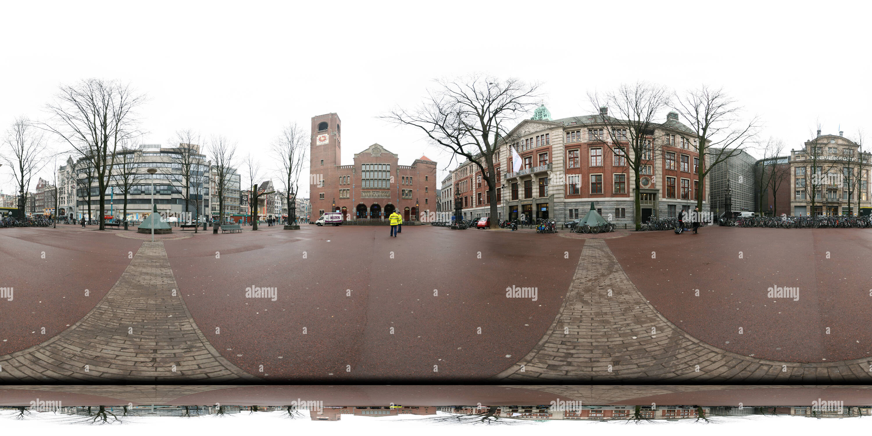 360 View Of Beursplein And Beurs Van Berlage Amsterdam Alamy