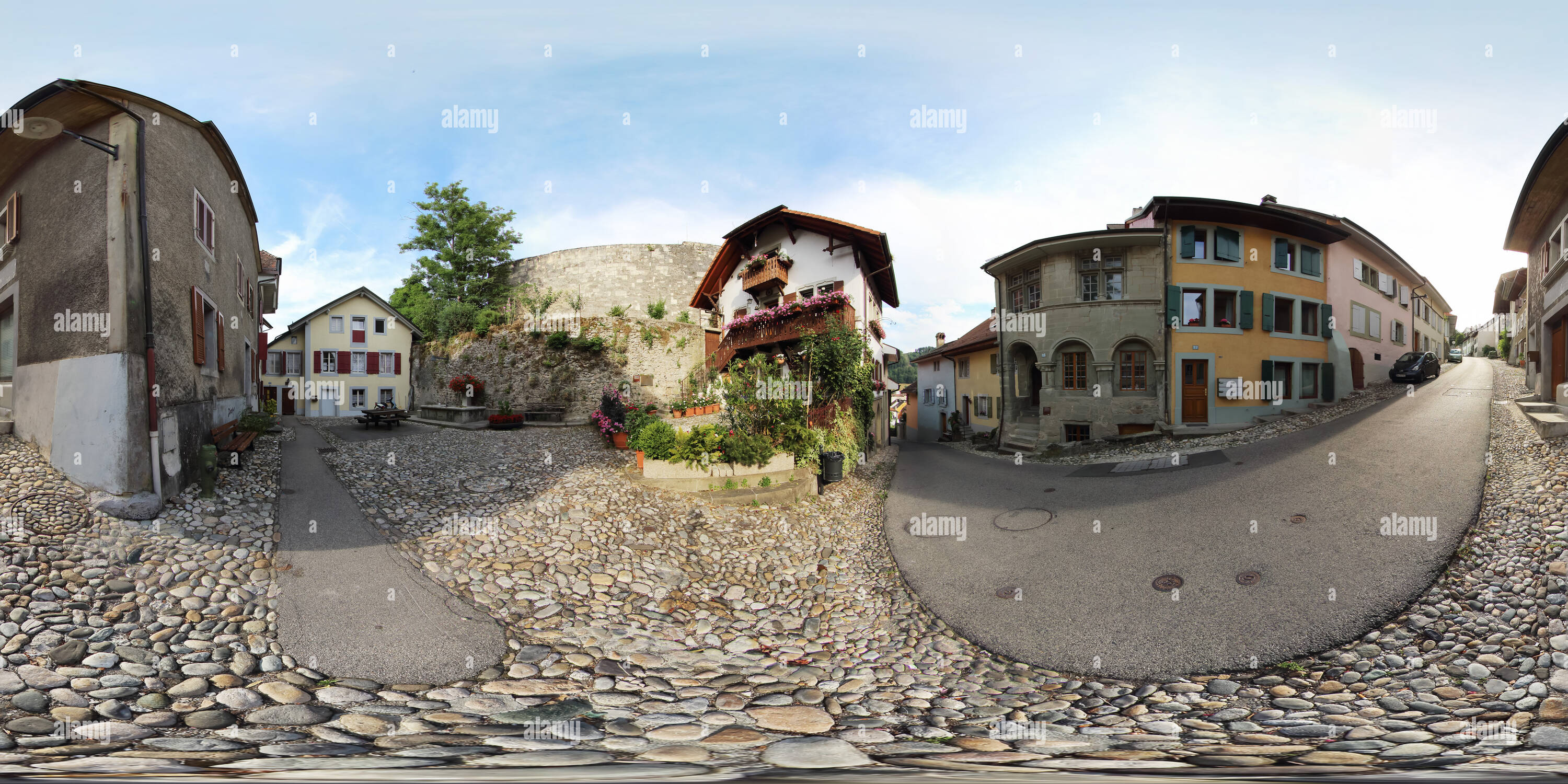 360 degree panoramic view of Moudon 2