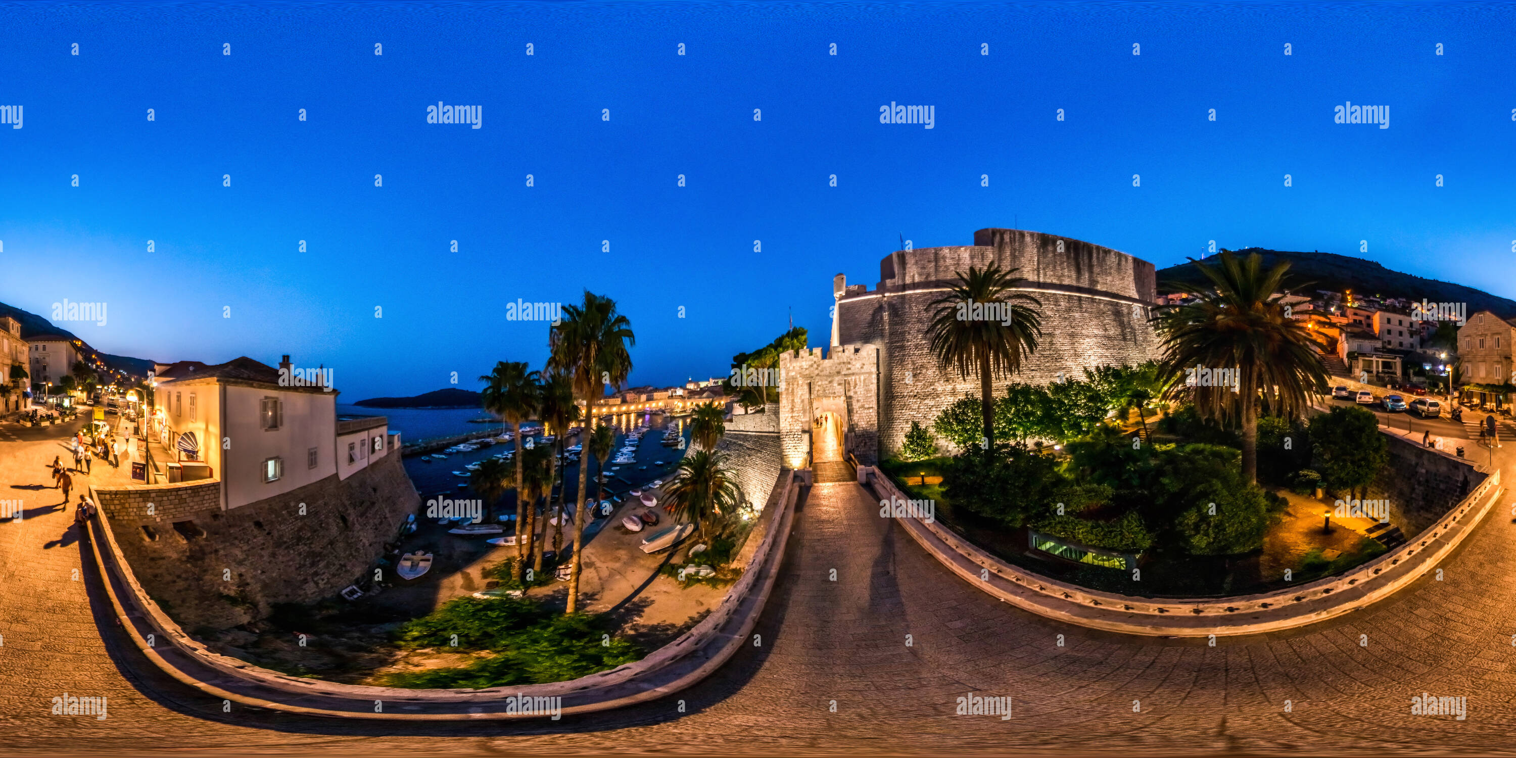 early-morning-at-revelin-bridge-hi-res-stock-photography-and-images-alamy