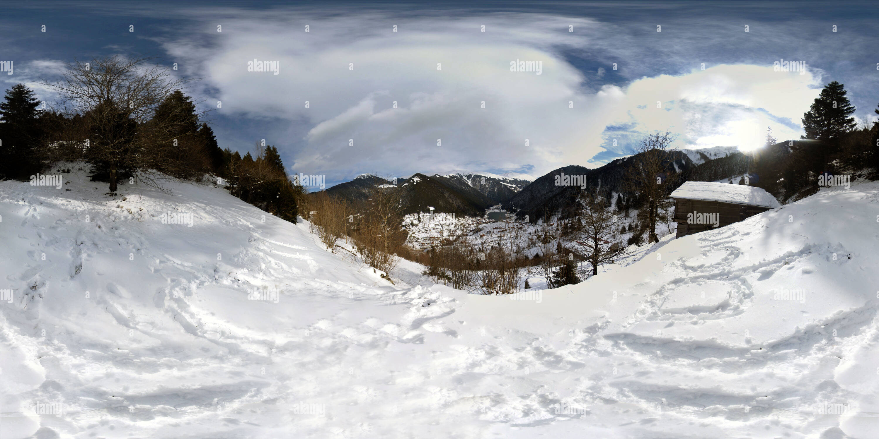 360 degree panoramic view of Longlake winter landscape