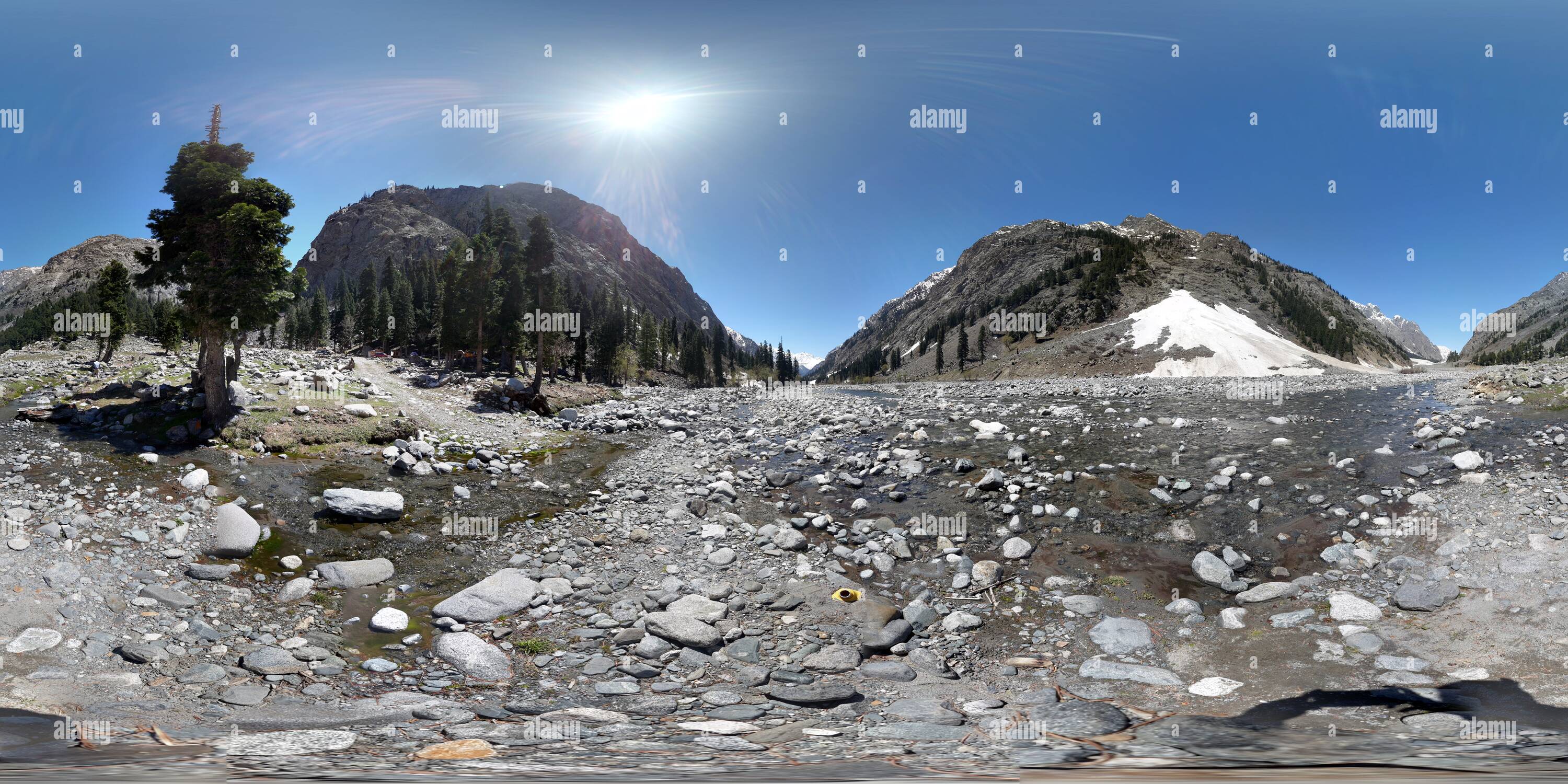 360 degree panoramic view of Aab-e-Shifa, Kalam