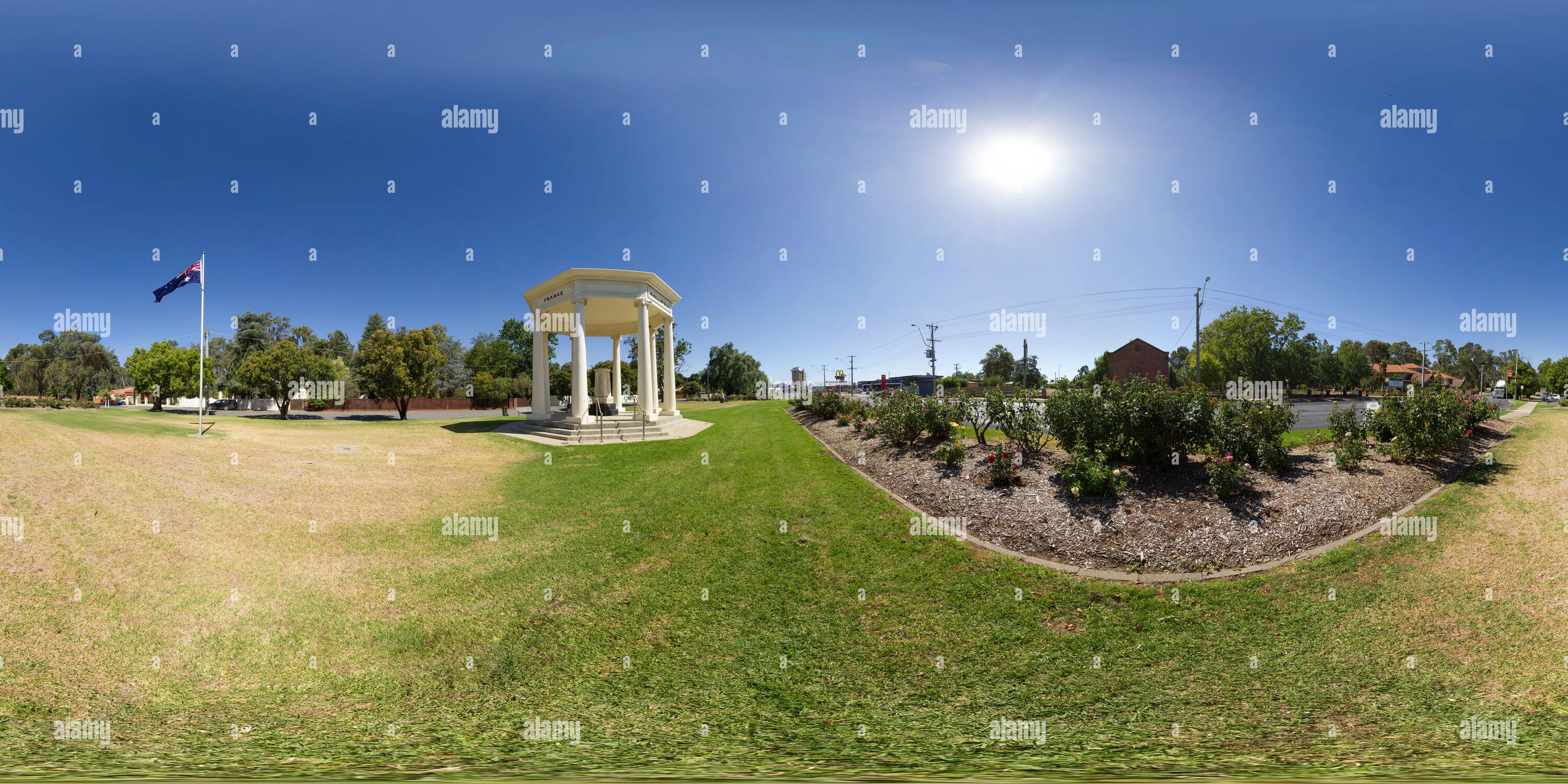 360° view of Mooroopna War Memorial - Alamy