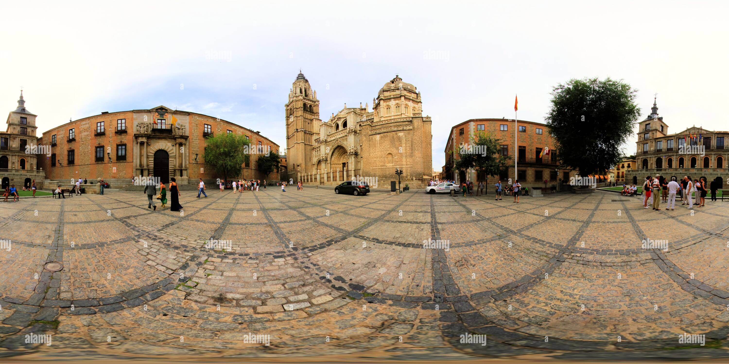 plaza-del-ayuntamiento-toledo-spain-hi-res-stock-photography-and-images