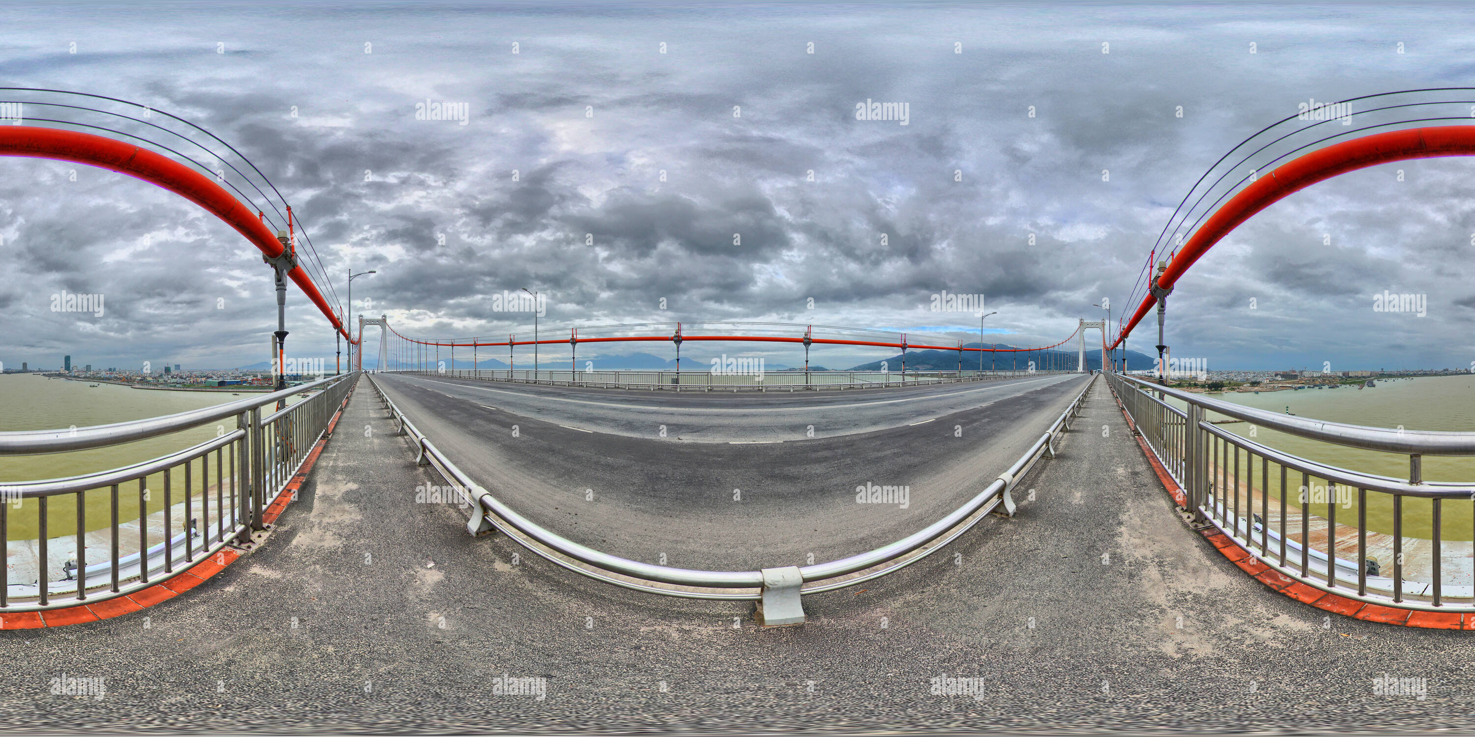 360° view of Thuan Phuoc bridge, Da Nang, Vietnam - Alamy