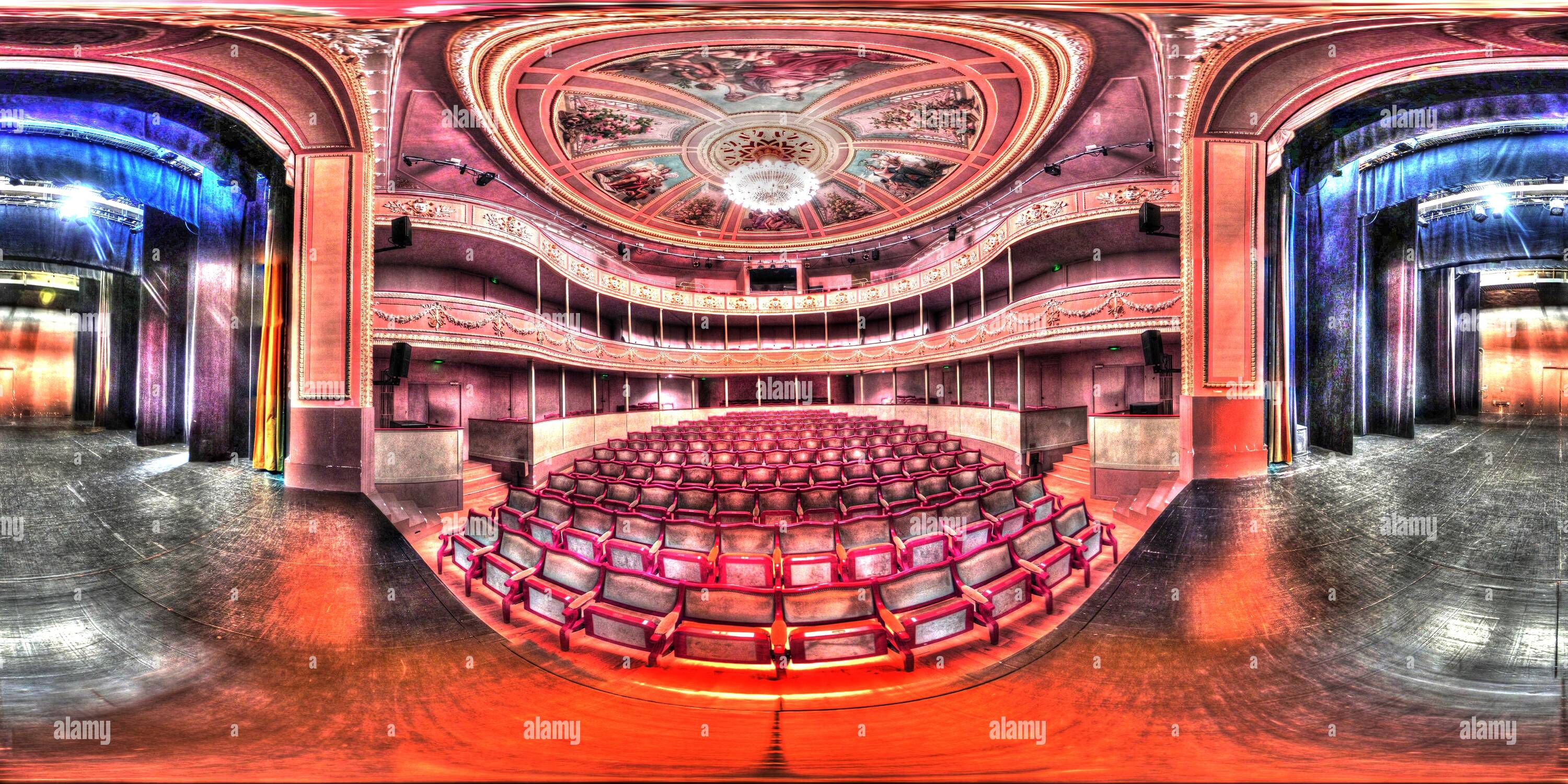 Salle De Spectacle La Roche Sur Yon Roche Sur Yon Stock Photos & Roche Sur Yon Stock Images - Alamy