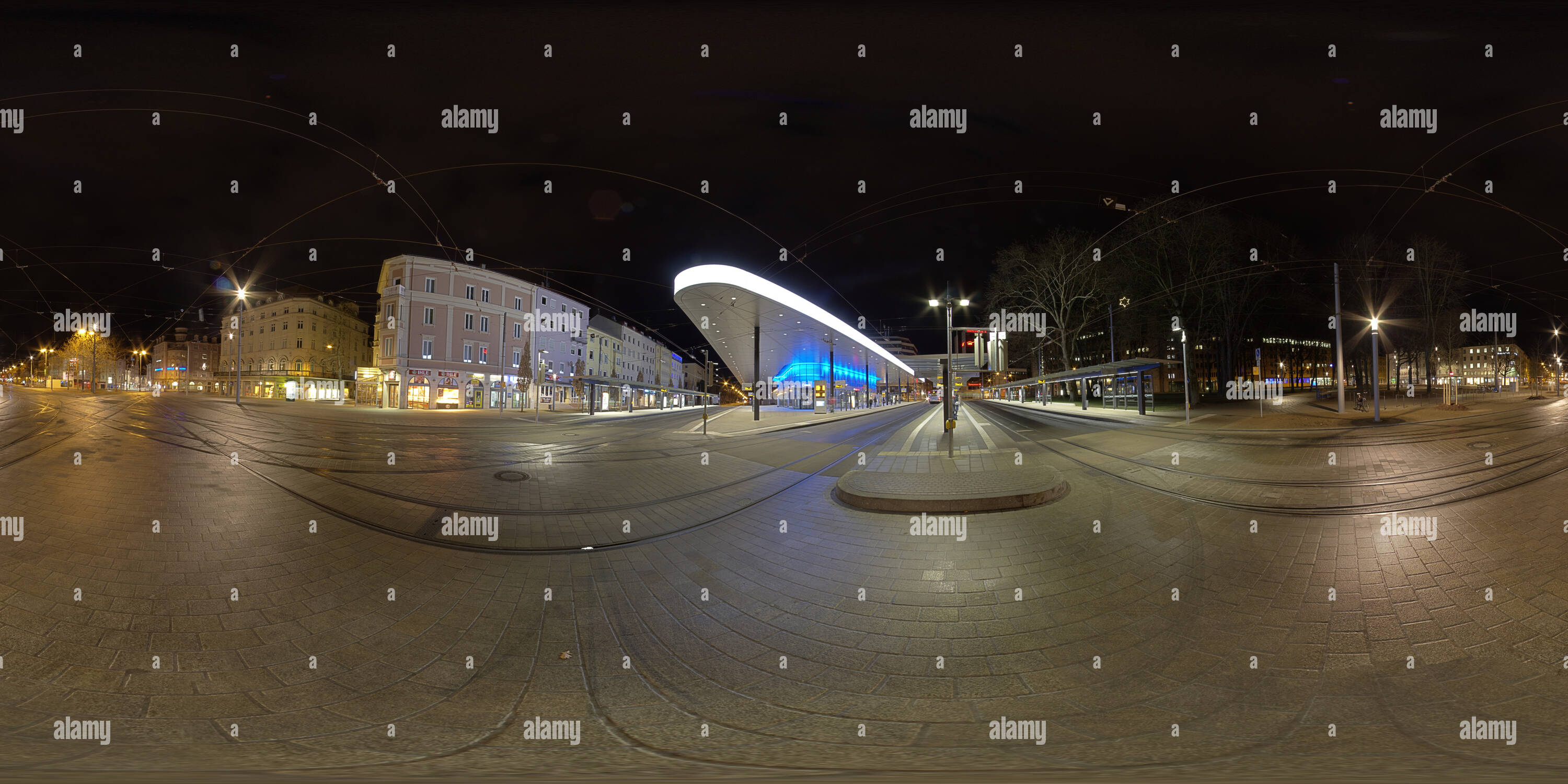 360 degree panoramic view of Der Neue Koenigsplatz Nacht 02