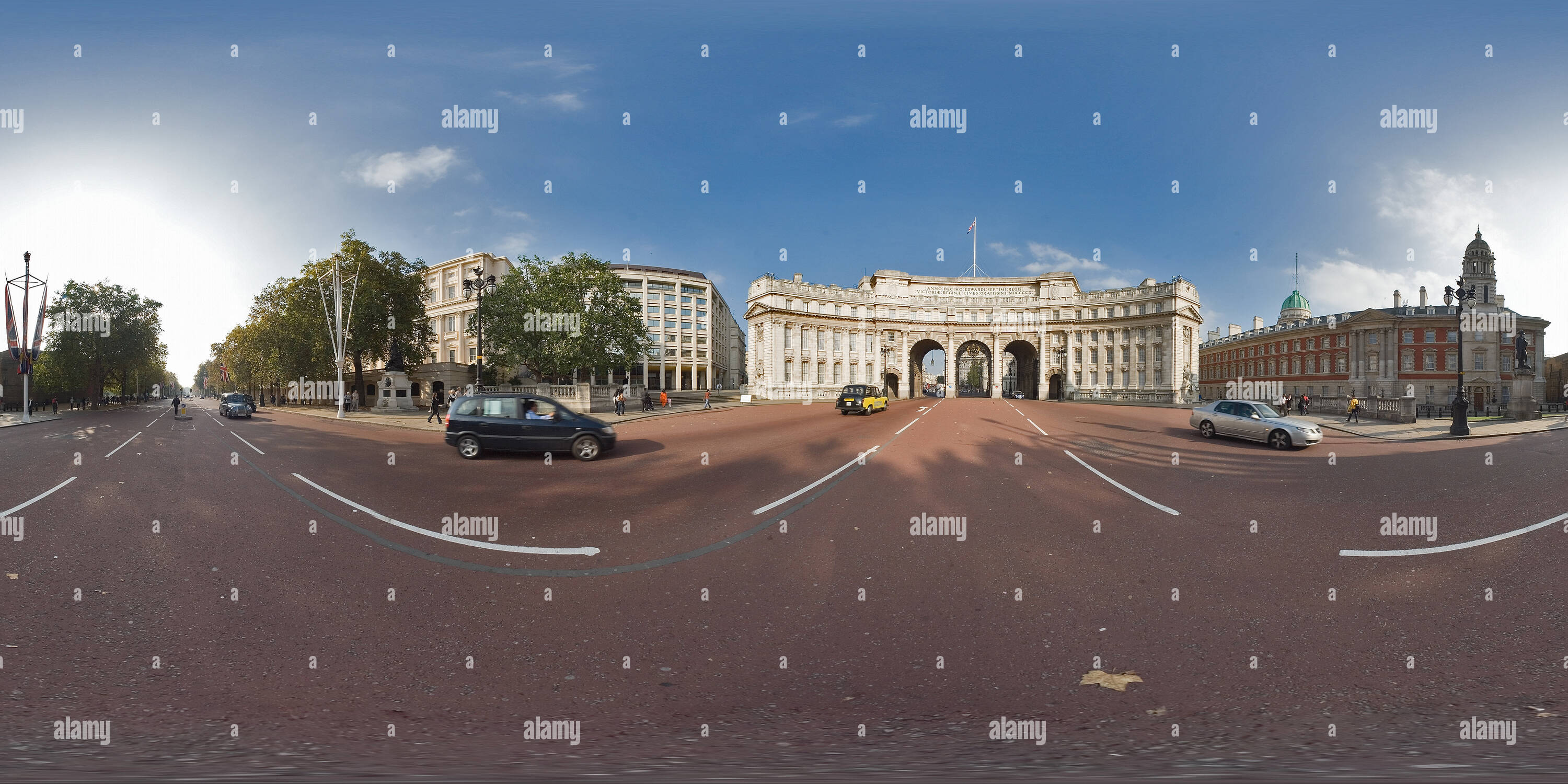 360 degree panoramic view of London The Mall