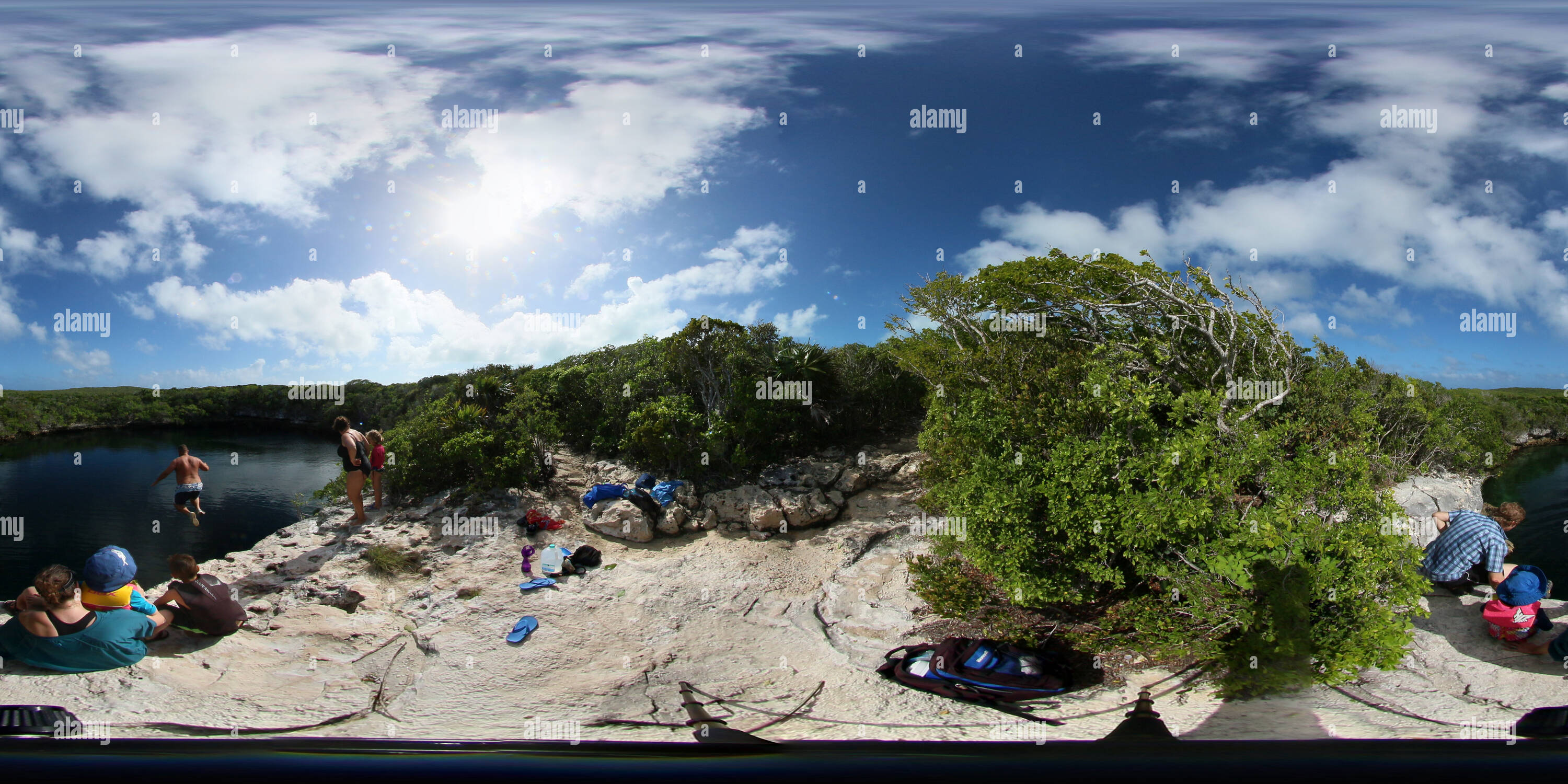 360 degree panoramic view of Hoffman Blue Hole, Berry Islands in Bahamas