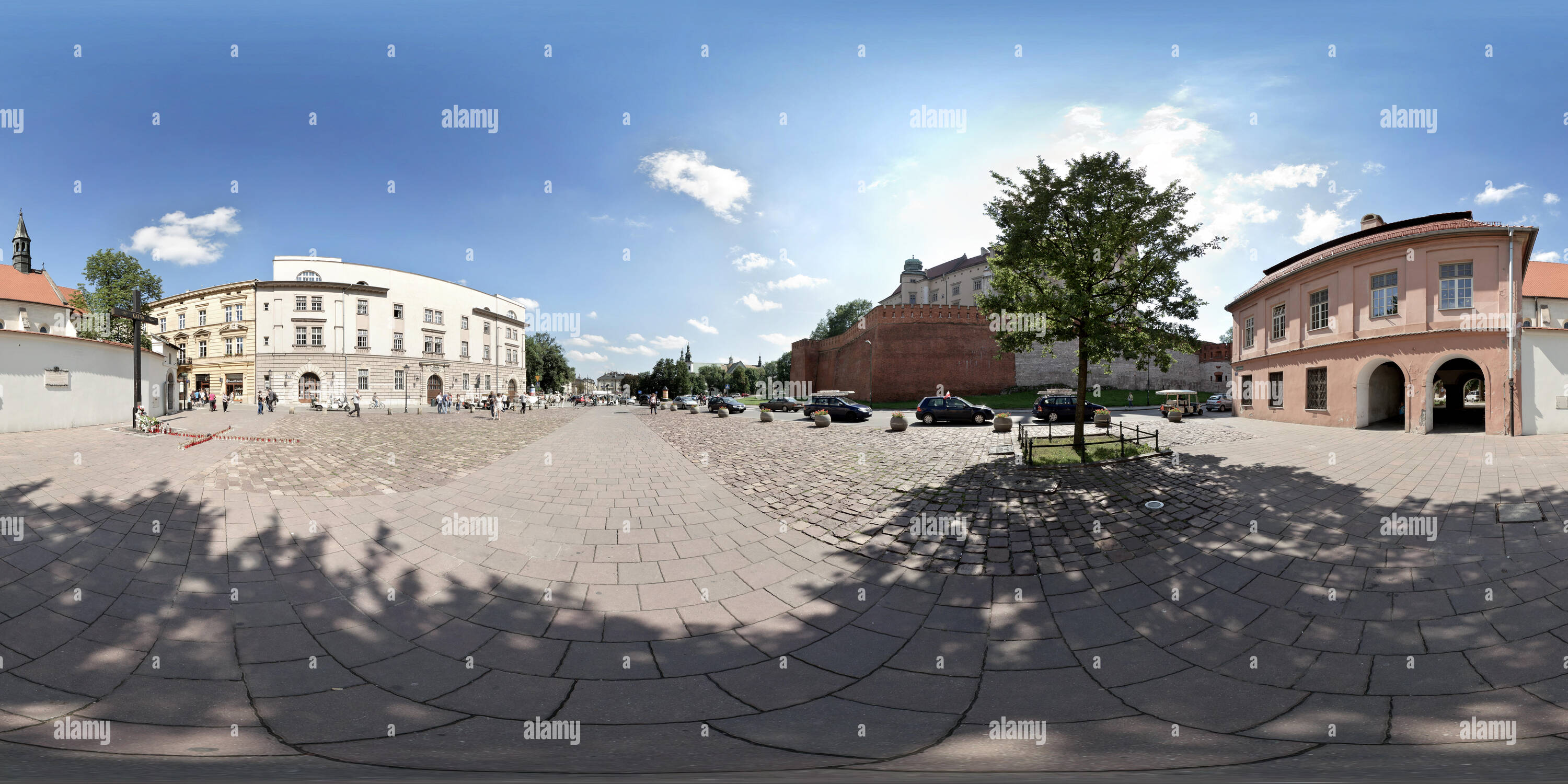 360° view of A 360 degree virtual tour of the Wawel Hill in Krakow with