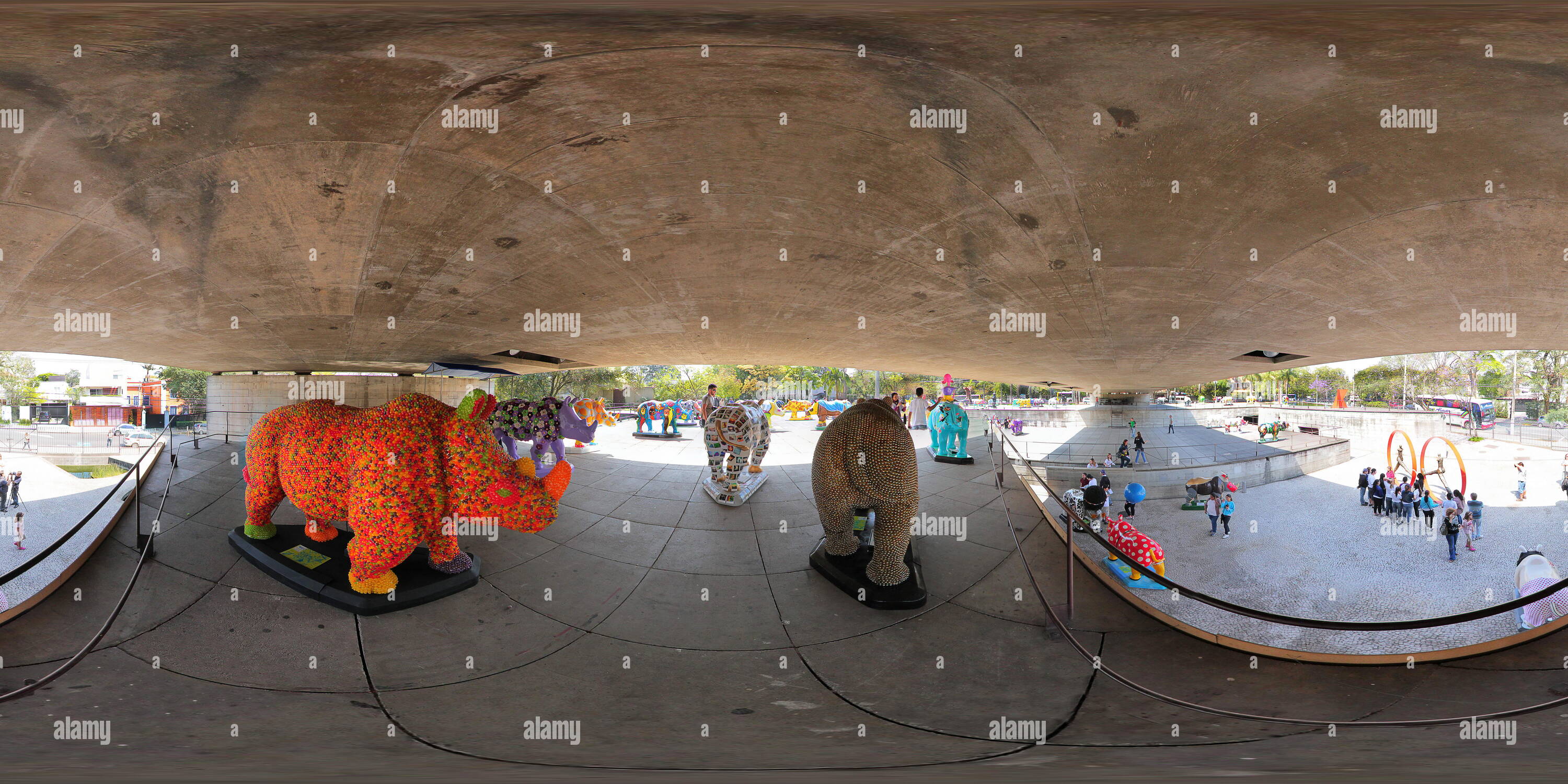 360 degree panoramic view of Expo Rhino 4