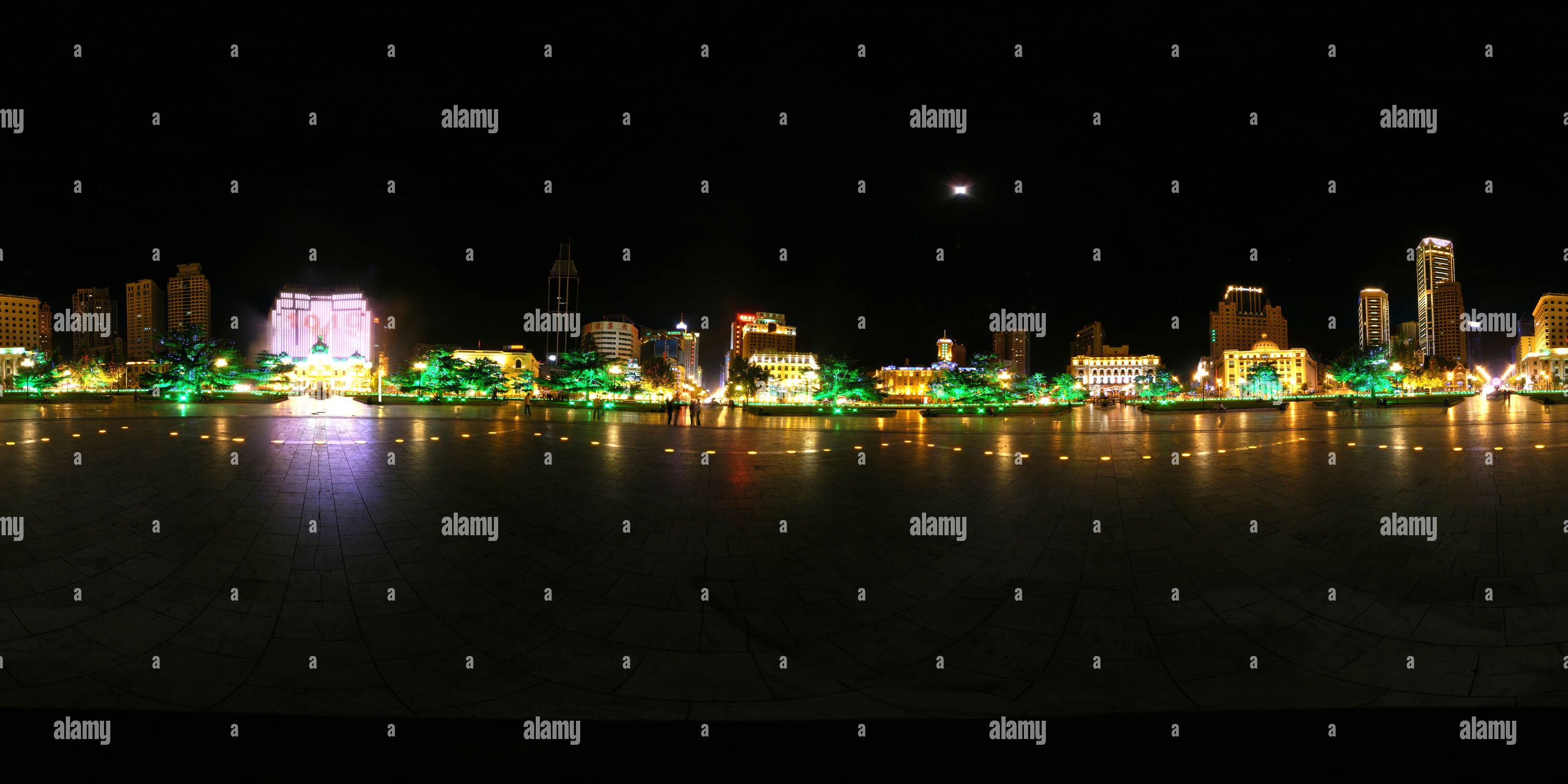 360 degree panoramic view of Dalianzhongshangsquare