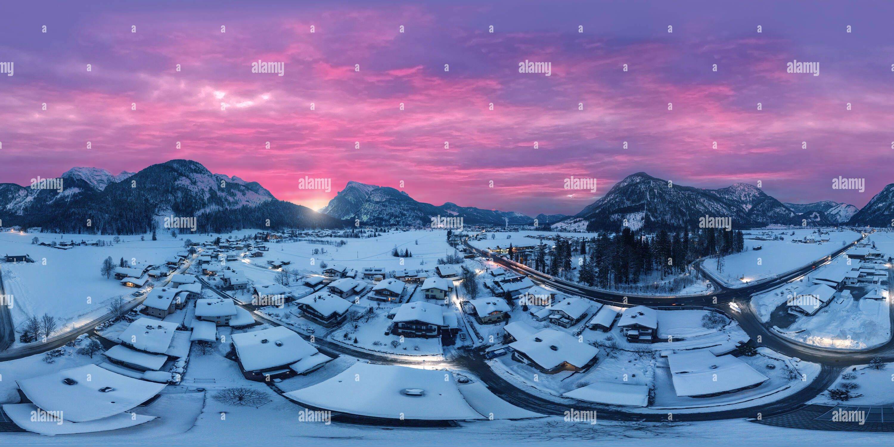 360° view of Night Lofer, Austria - Alamy