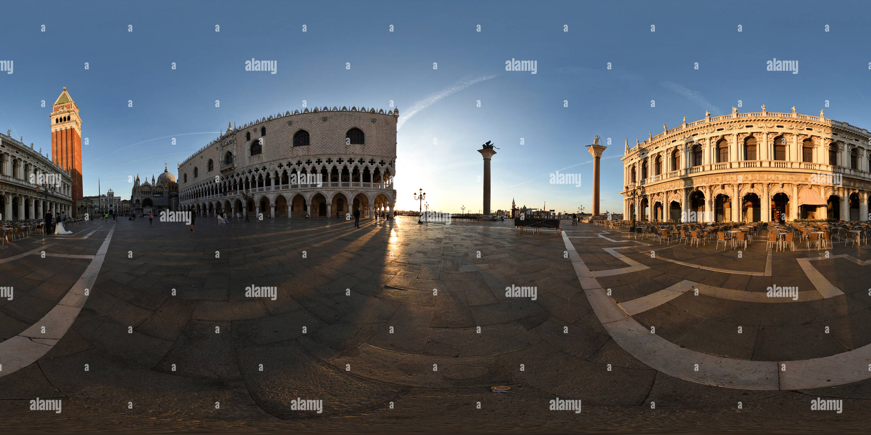 360 degree panoramic view of Doges Palace - Piazetta San Marco at Dawn