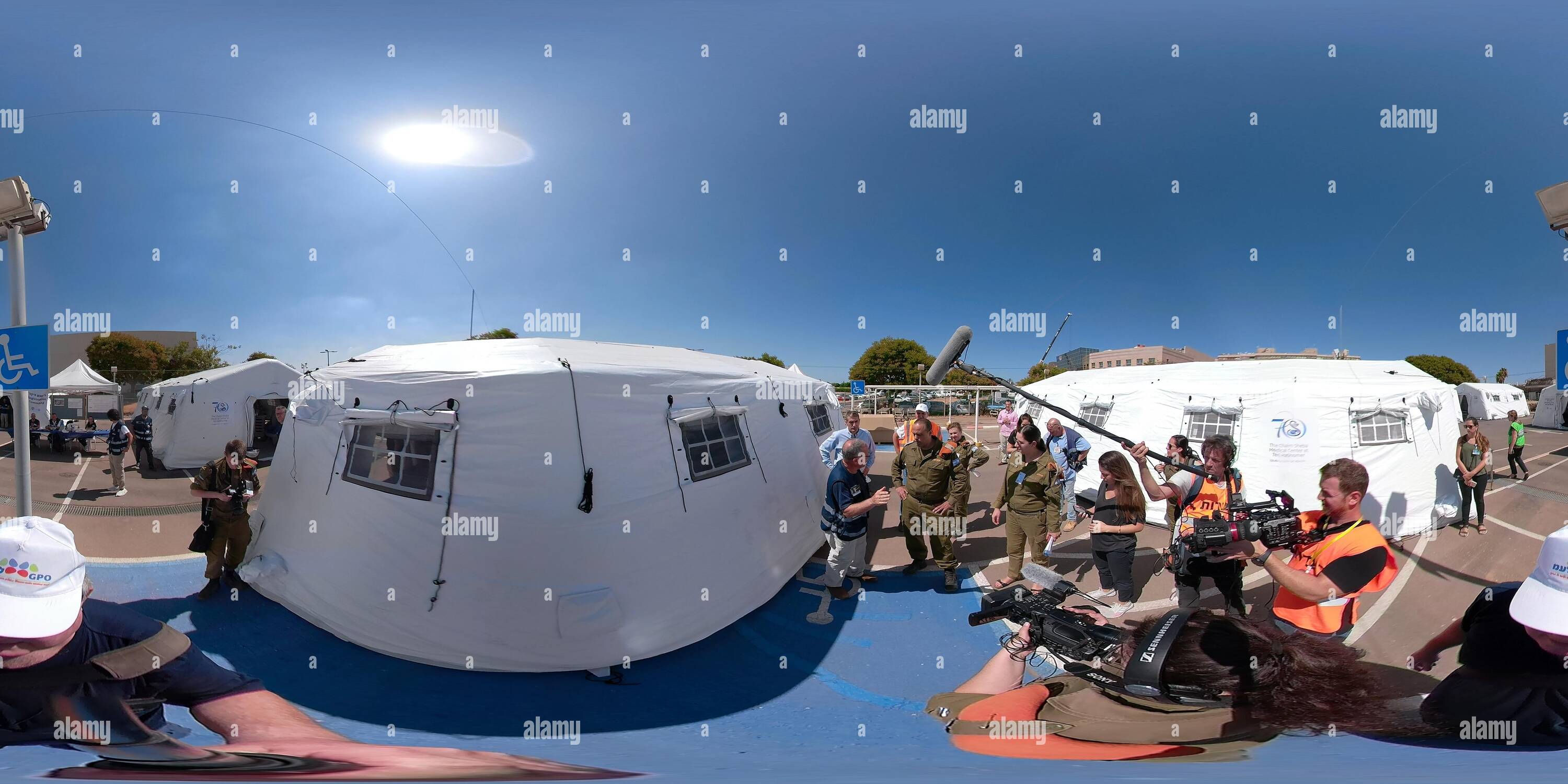 360 Grad Panorama Ansicht von Allgemeine Tamir Yadai, Kommandeur der Home Front des IDF-Befehl während Erdbeben Bohrer, Tel Hashomer, Israel. 25 Sep, 2019. 360 Foto vr Panorama 2:1