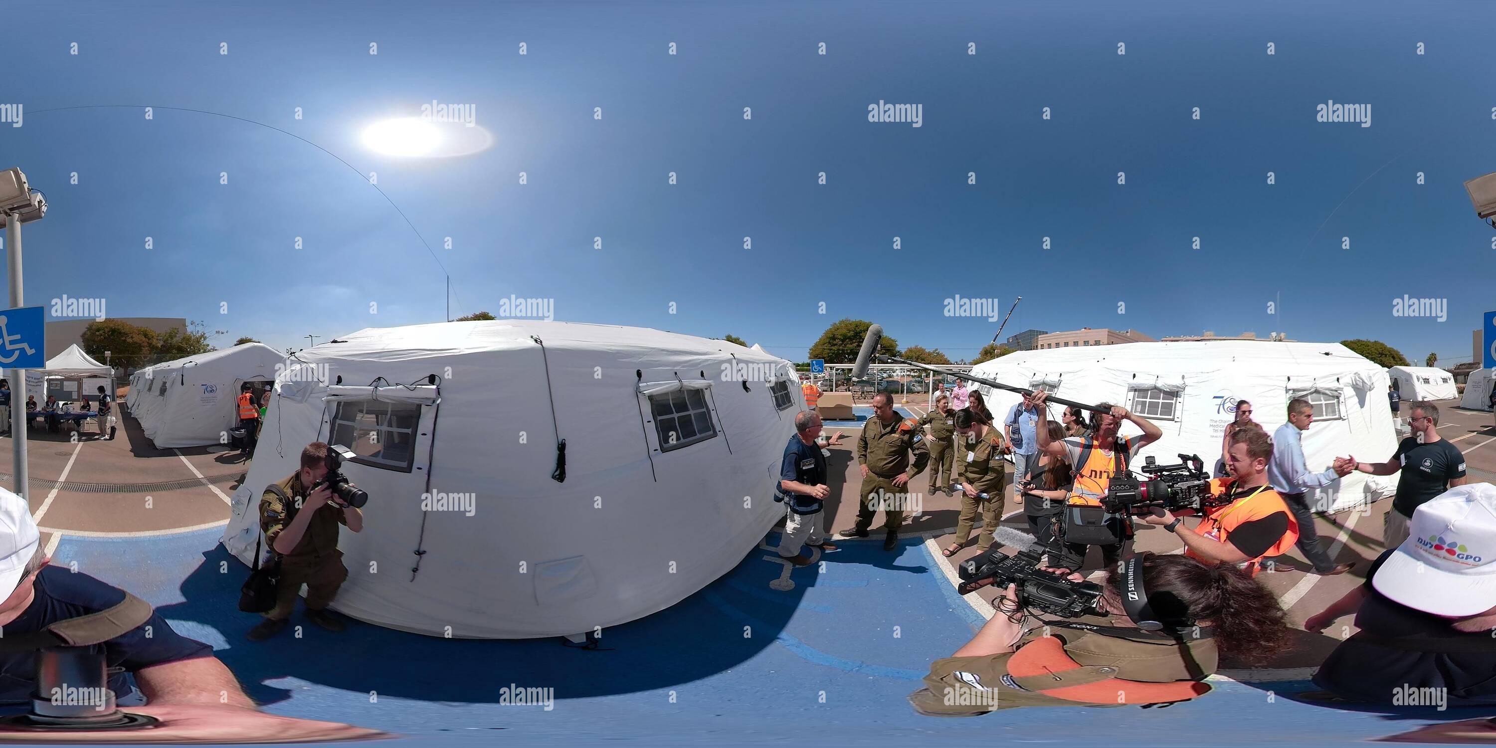 360 Grad Panorama Ansicht von Allgemeine Tamir Yadai, Kommandeur der Home Front des IDF-Befehl während Erdbeben Bohrer, Tel Hashomer, Israel. 25 Sep, 2019. 360 Foto vr Panorama 2:1