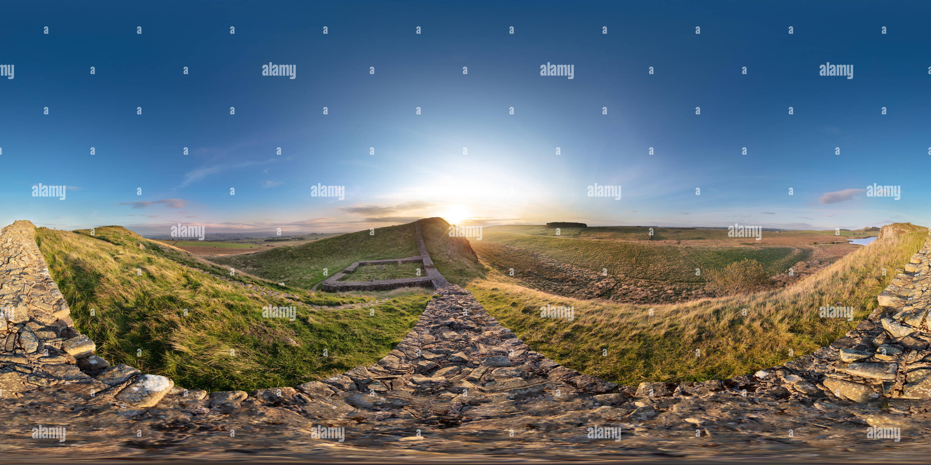 360 Grad Panorama Ansicht von 39 Milecastle auf dem Hadrianswall in Northumberland, Großbritannien