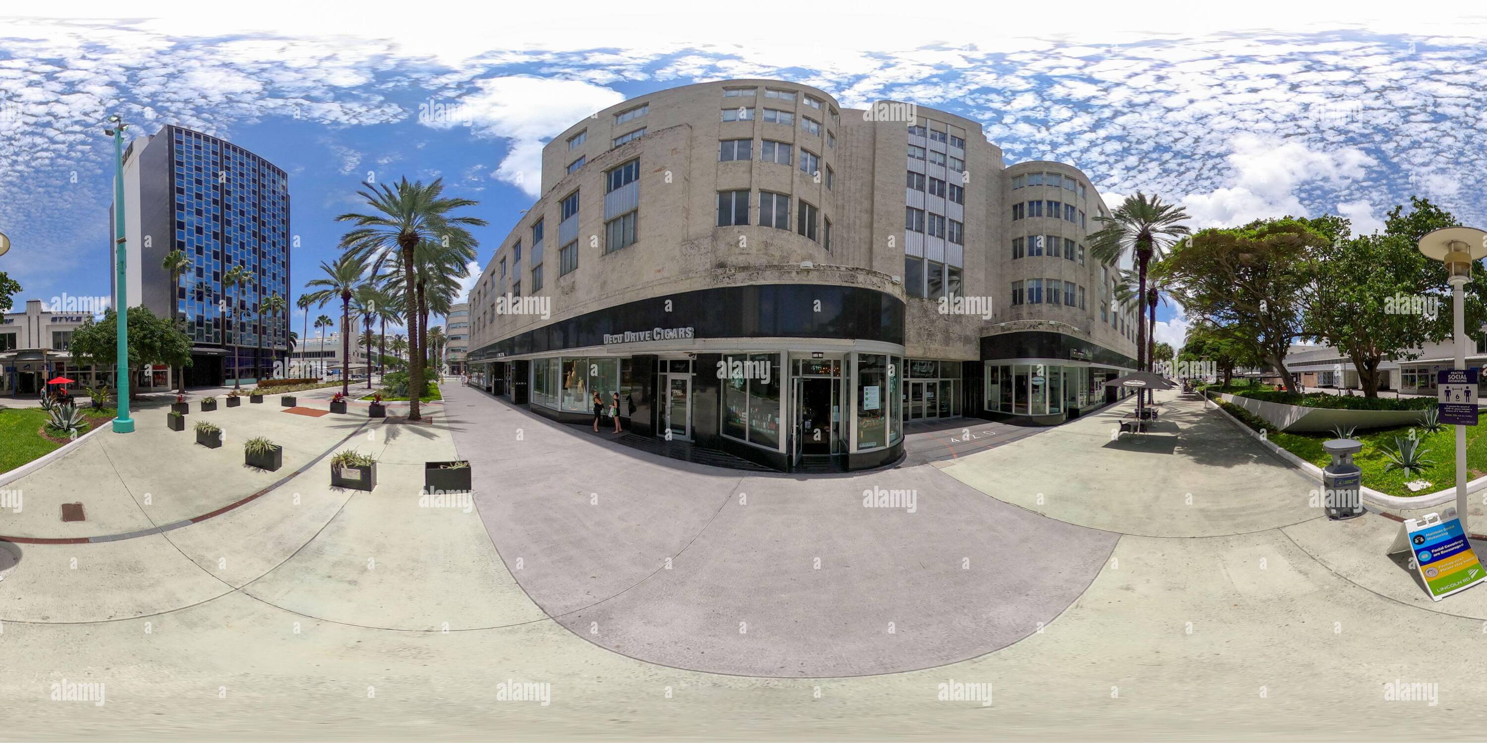 360 Grad Panorama Ansicht von 360 VR Tour Foto Miami Beach Lincoln Road Mall geschlossen während Coronavirus Covid 19 Pandemie