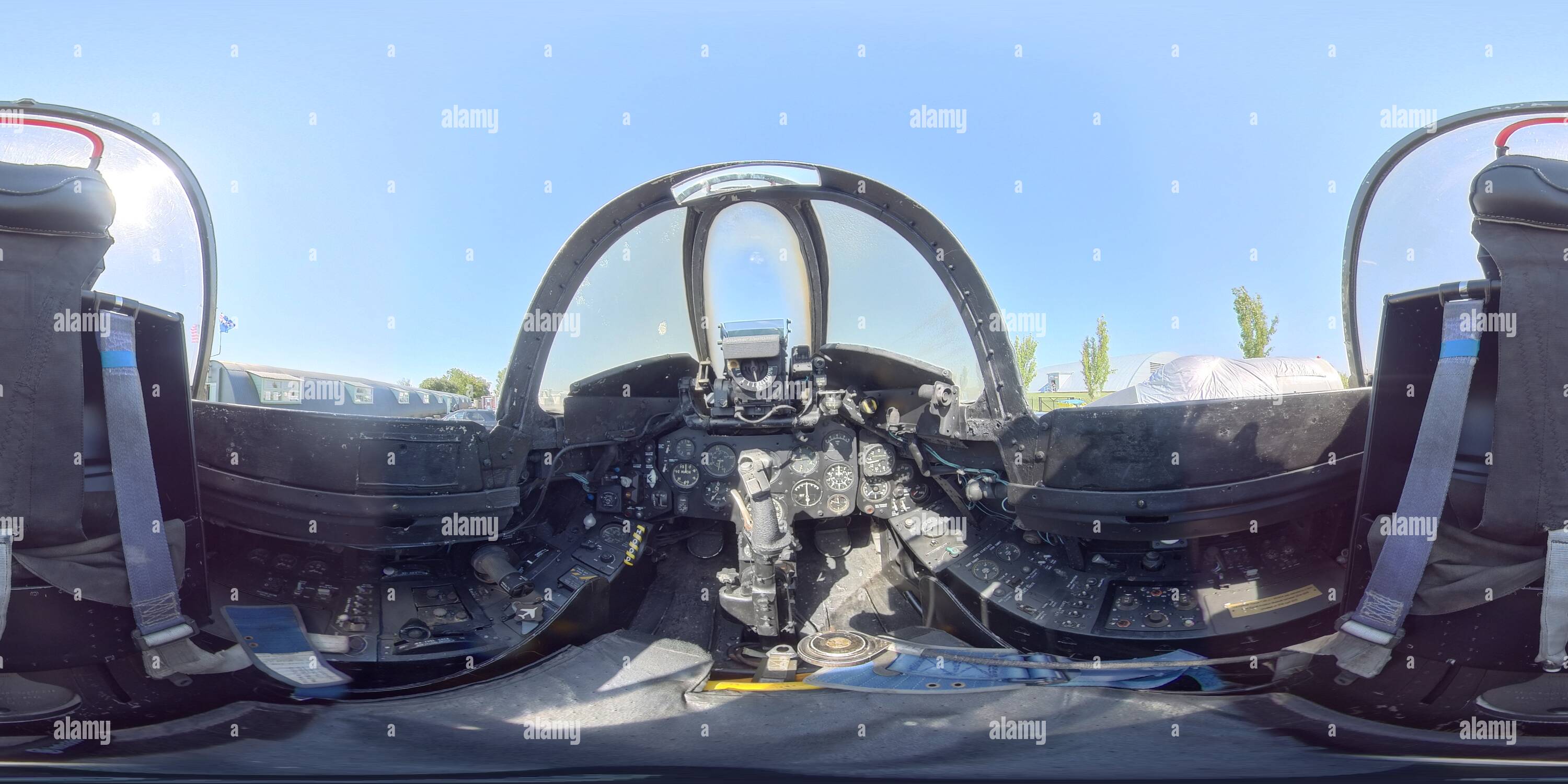 360 Grad Panorama Ansicht von Hawker Hunter Fighter Jet, Cockpit 360 Erfahrung