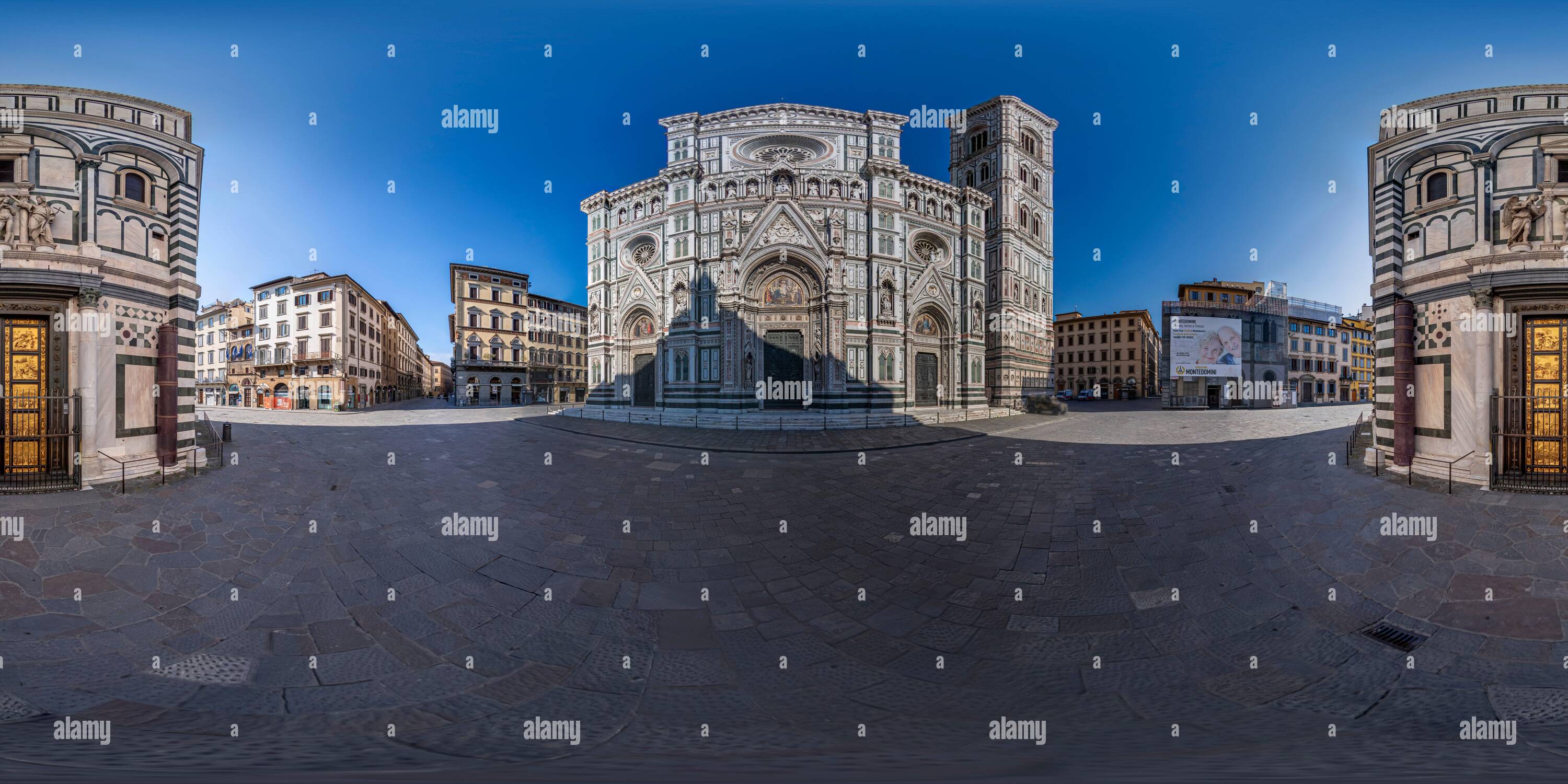 360 Grad Panorama Ansicht von Eine ungewöhnliche und nie zuvor gesehene Piazza Duomo Florenz. Spektakulär und leer, lebendig und ergreifend in den 360-Grad-Bildern.