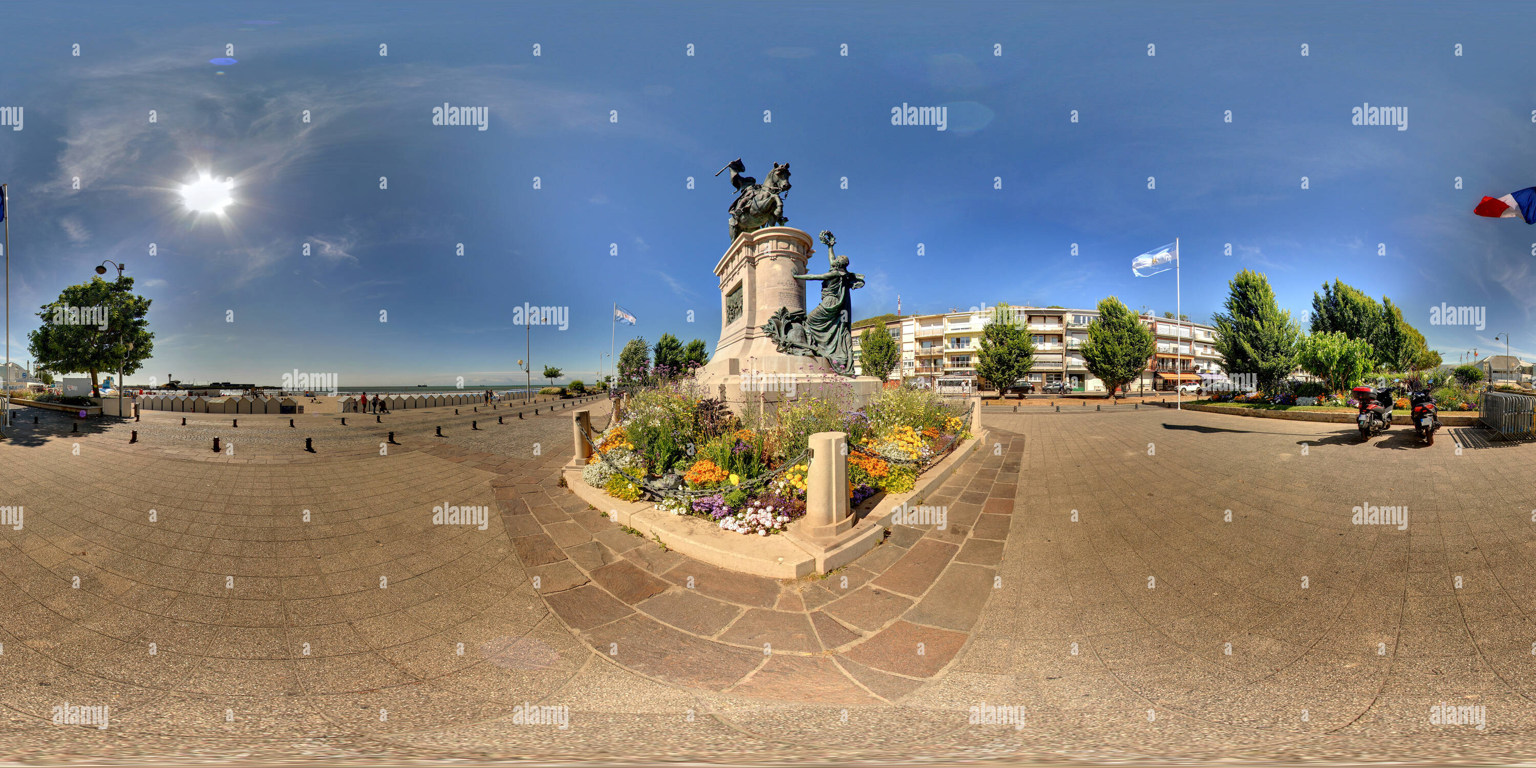 360 Grad Panorama Ansicht von Reiterstatue von General José de San Martin, Boulogne-sur-Mer