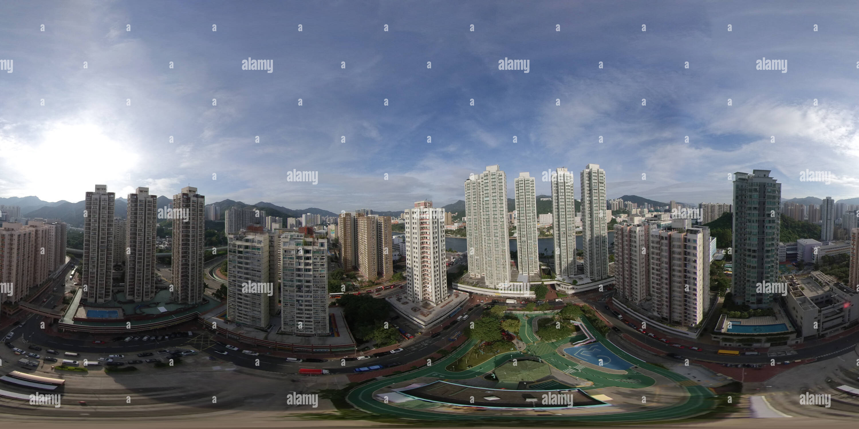 360 Grad Panorama Ansicht von Sha Tin Road Safety Park umgeben von Privatwohnungen Kong Pui Street Shatinwai New Territories Hongkong