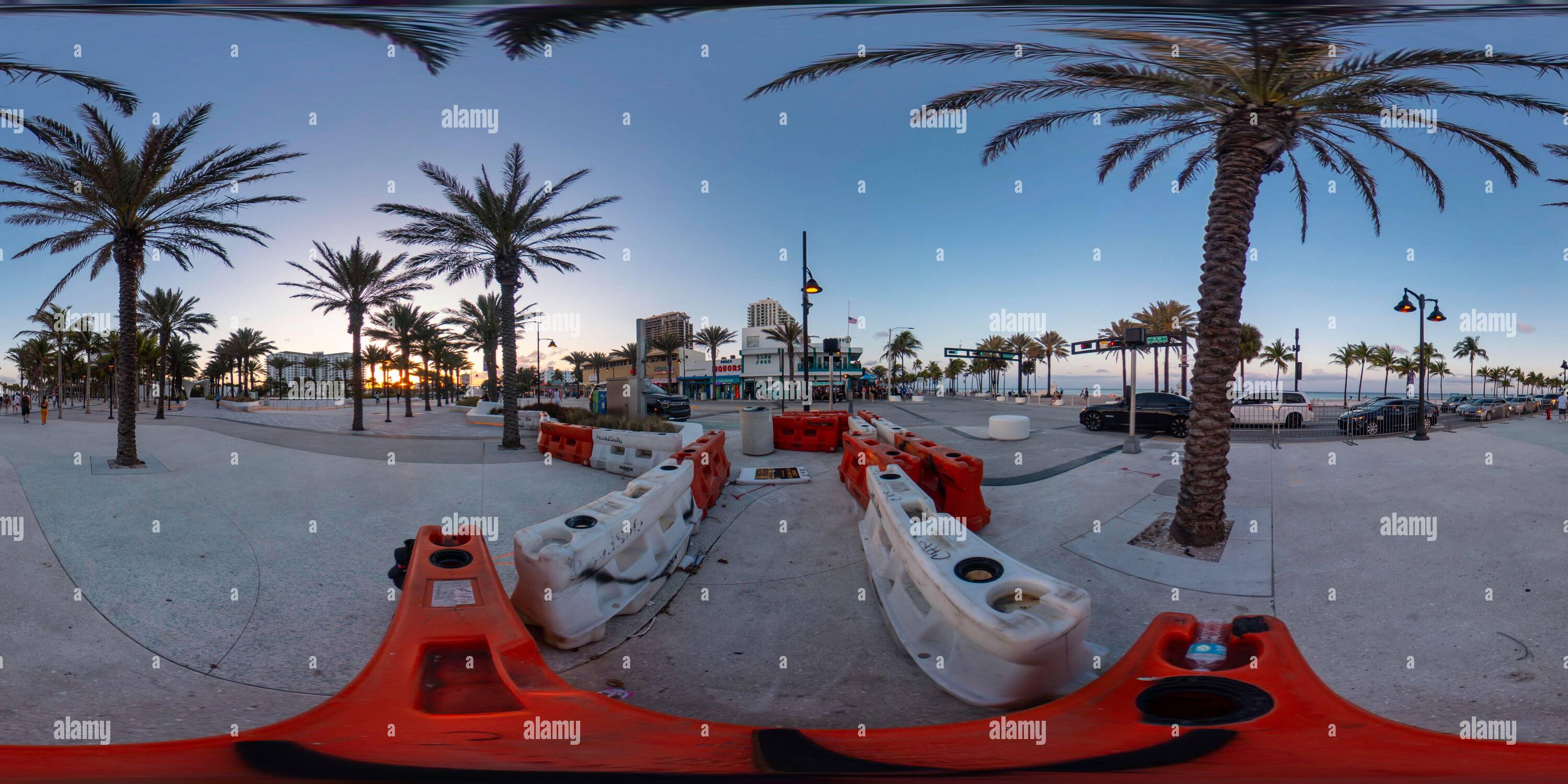 360 Grad Panorama Ansicht von 360 Virtual Reality Foto von Las Olas Fort Lauderdale Beach Florida USA