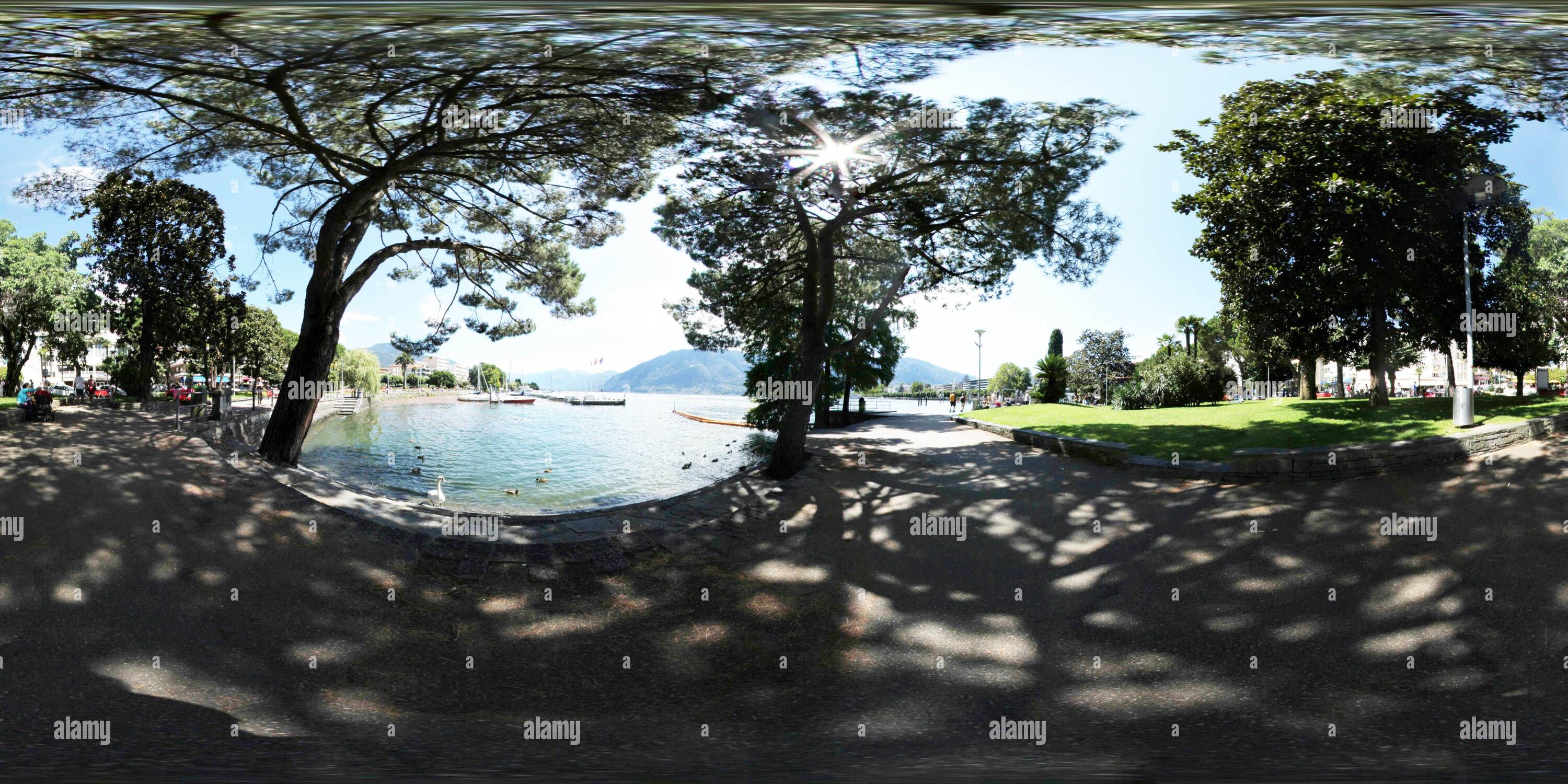 360 Grad Panorama Ansicht von Locarno Lakeside 2