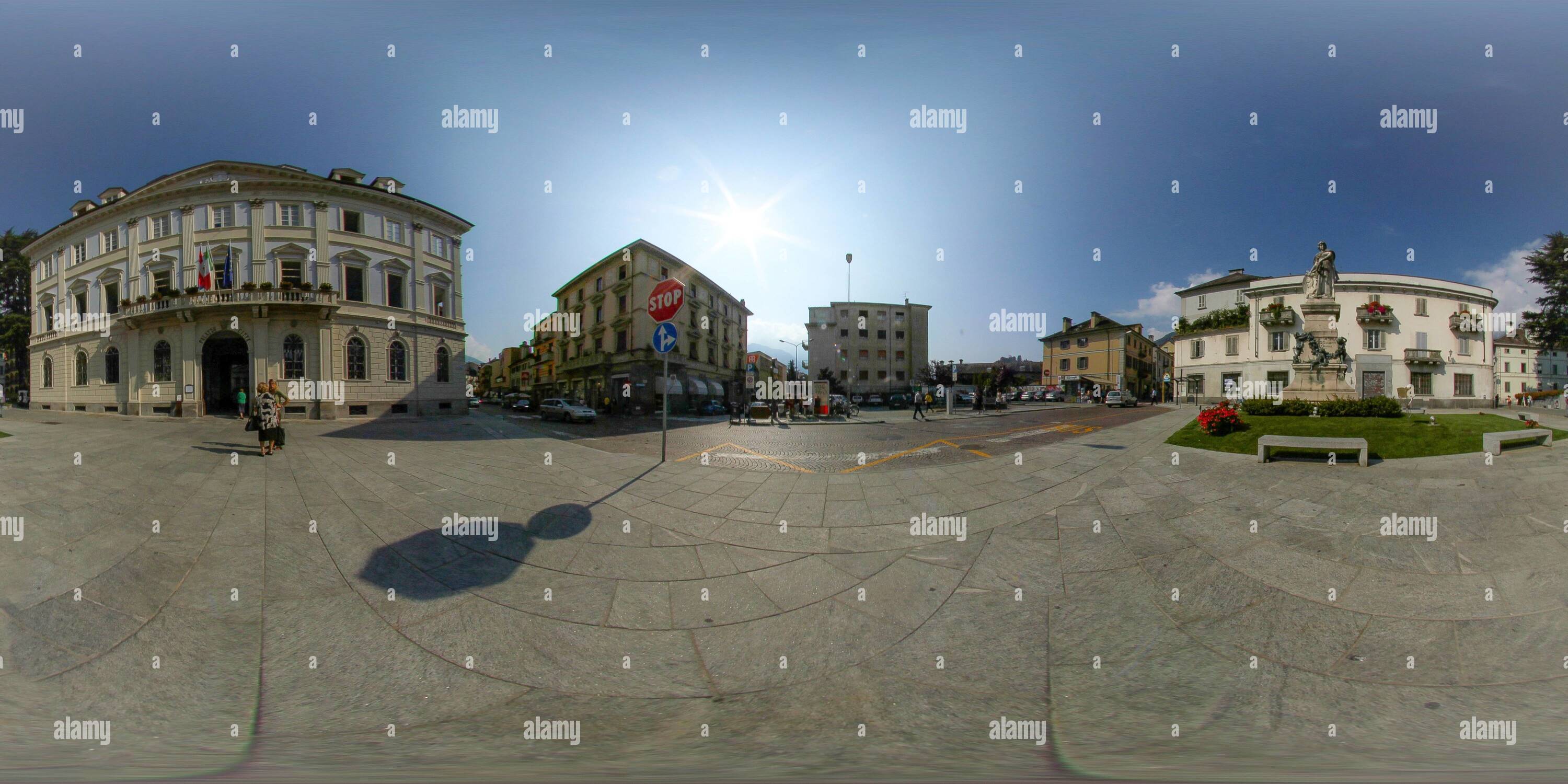 360 Grad Panorama Ansicht von Rathaus Von Domodossola